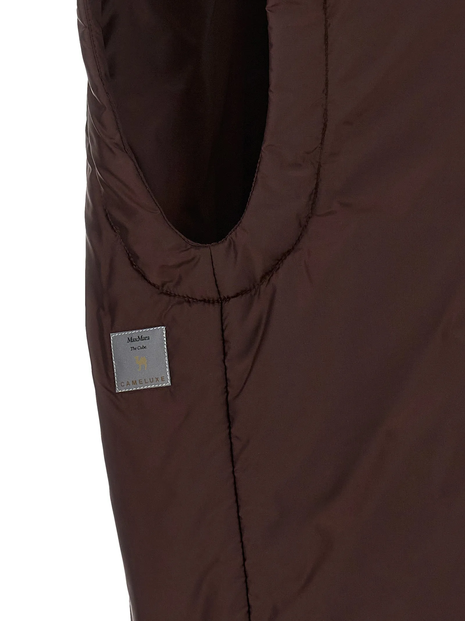 Mtcambra Gilet Bordeaux sold by Wanan Luxury product image thumbnail 4