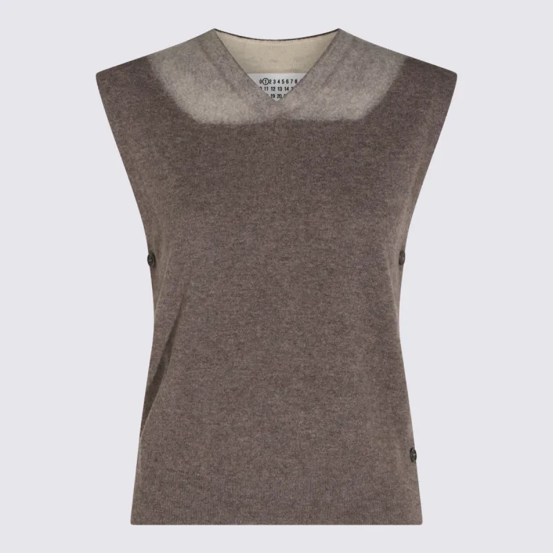 Sweaters Mud/Ecru made by Maison Margiela