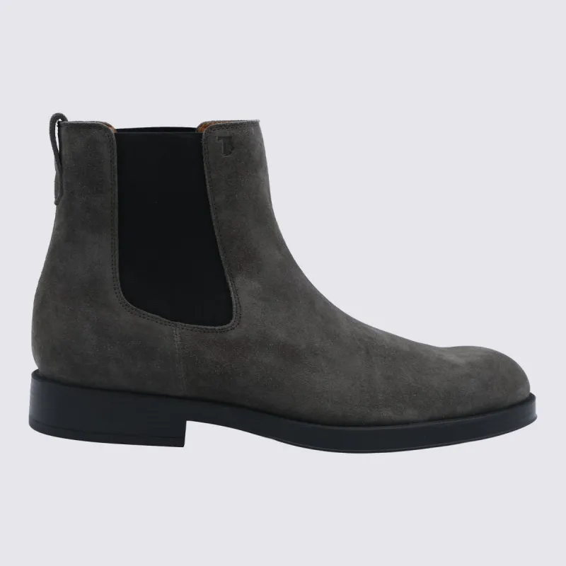 Boots Chocolate Brown made by Tod's