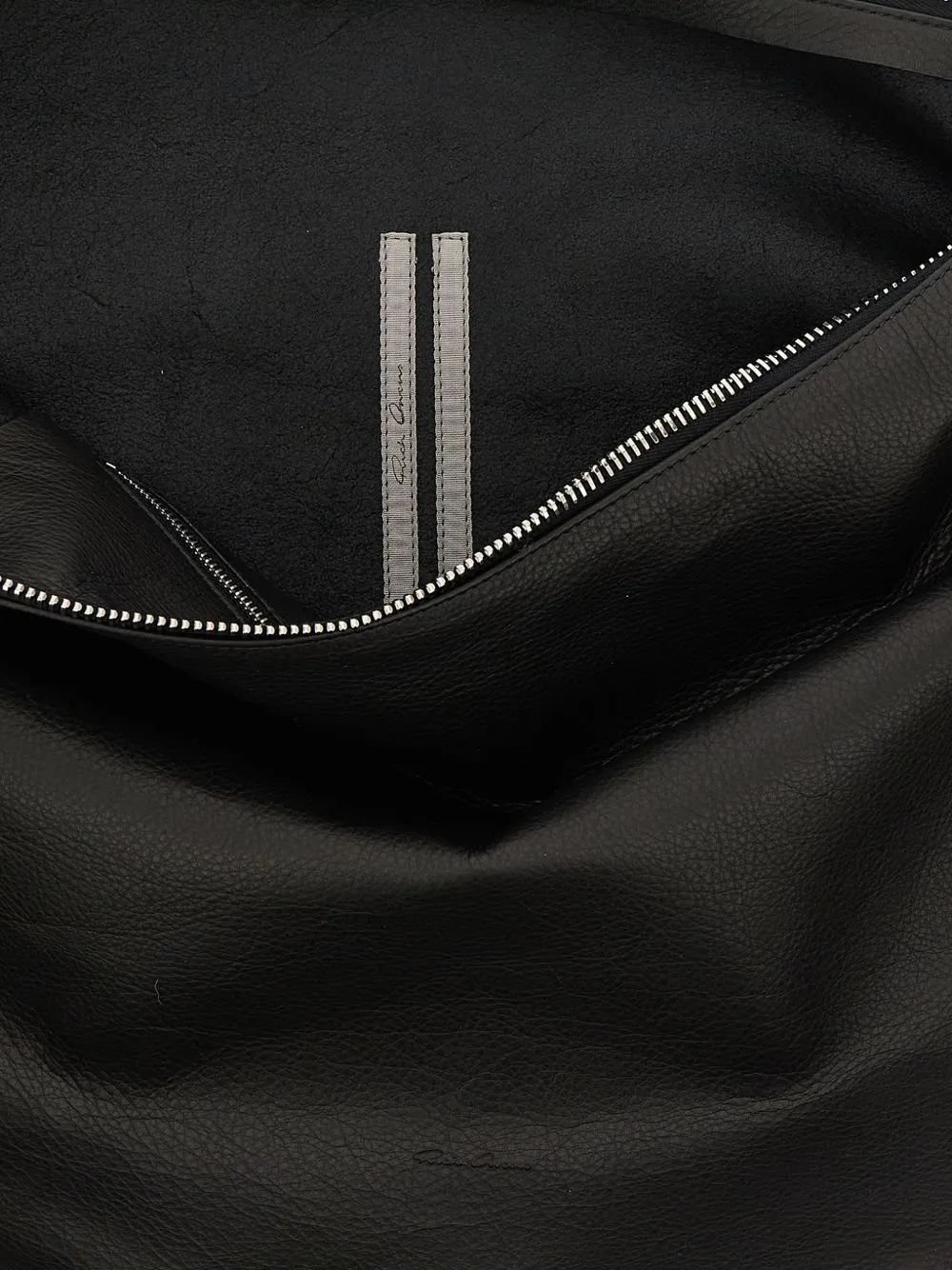 Gemini Leather Shoulder Bag sold by Wanan Luxury product image thumbnail 3