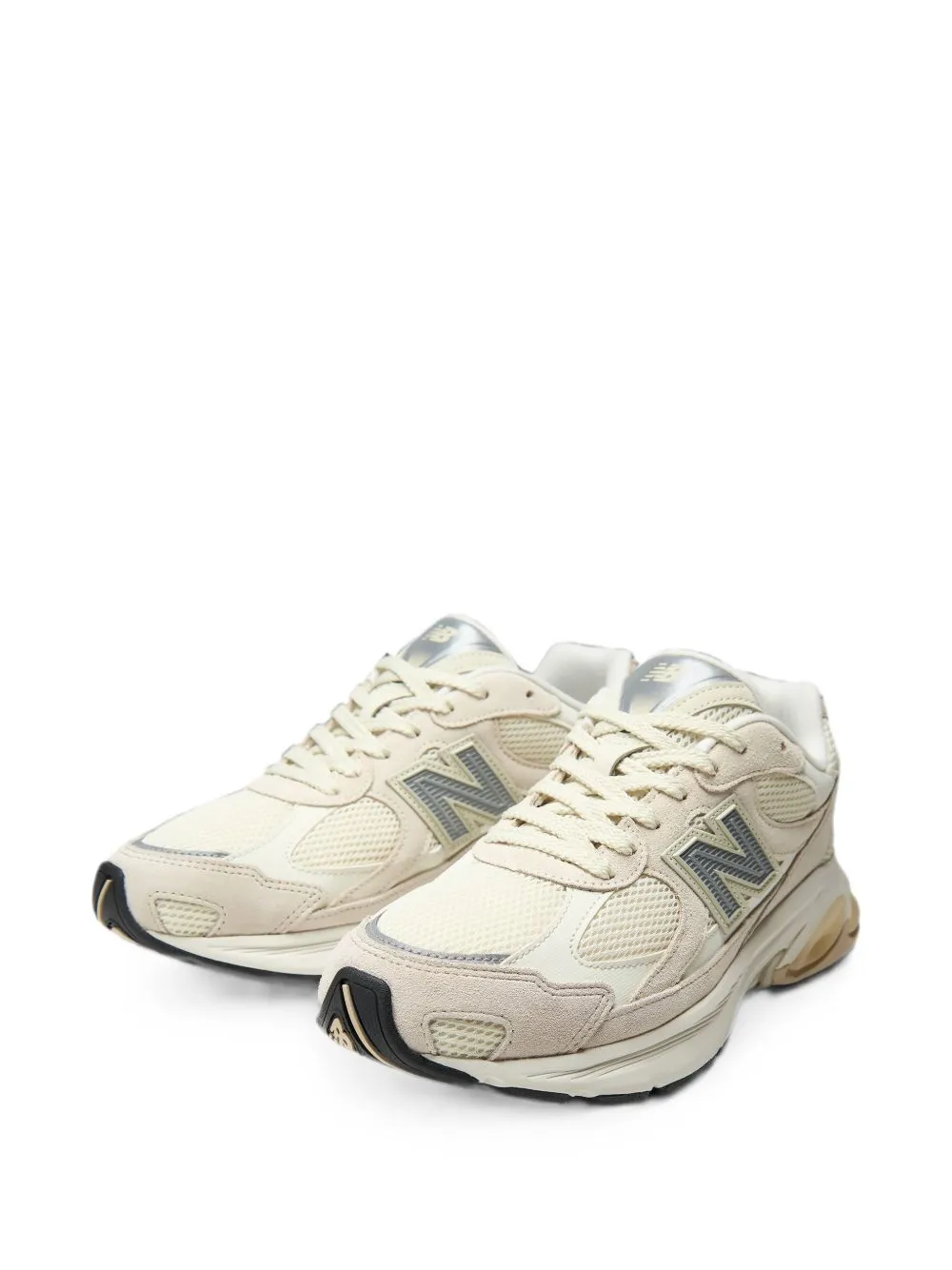 2010 Sneakers sold by Wanan Luxury product image thumbnail 3