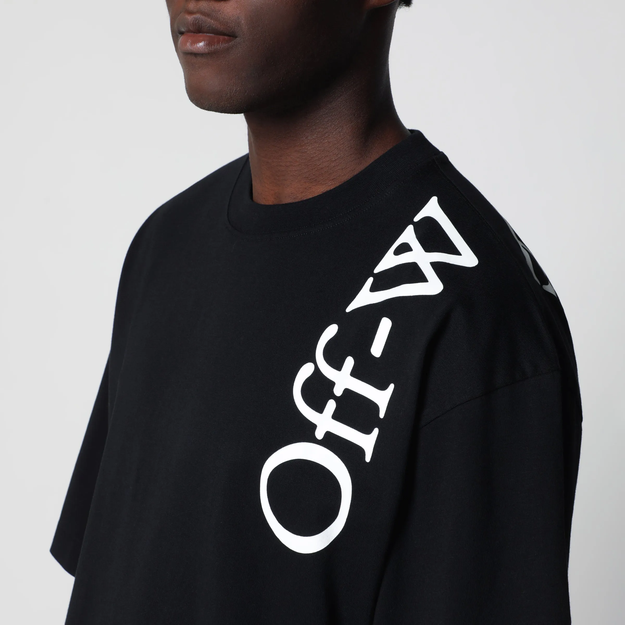 Crewneck T-Shirt With Printed Logo In Black Cotton sold by Wanan Luxury product image thumbnail 2