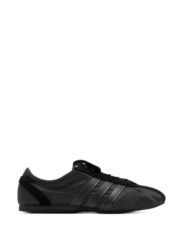 Sportswear 76 Sneakers made by Adidas