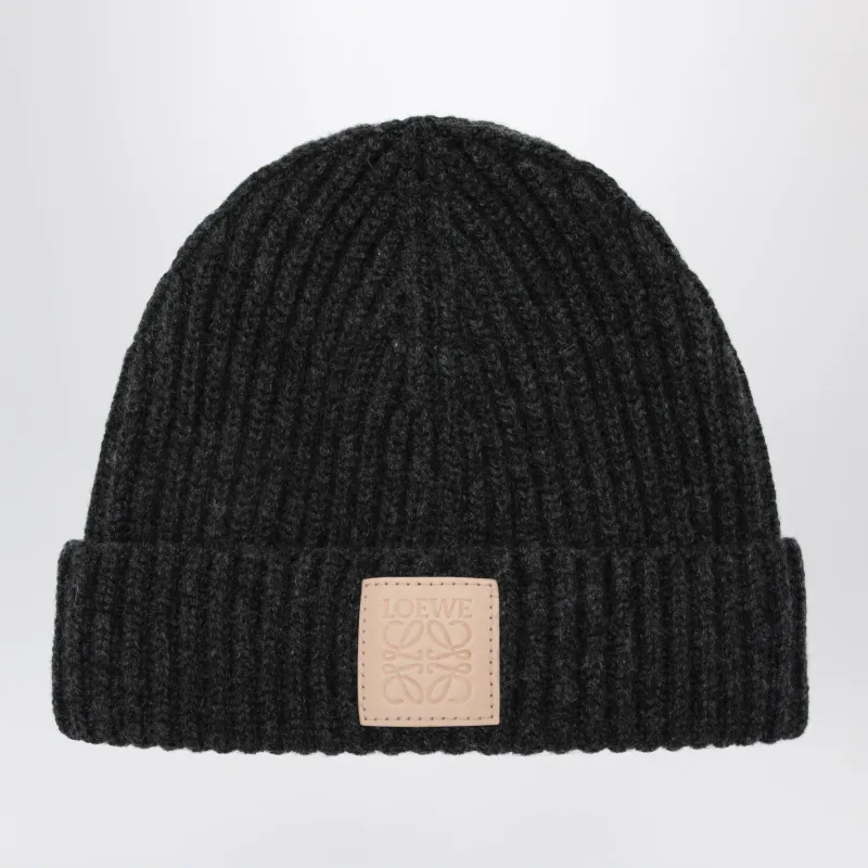 Black Ribbed Cashmere Beanie made by Loewe