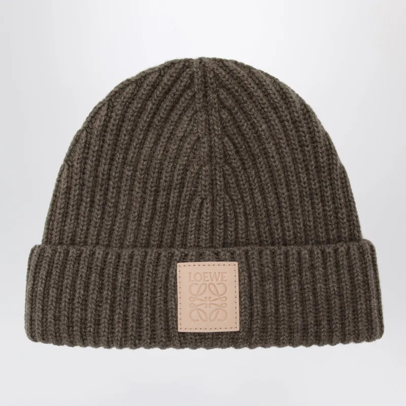 Dark Beige Ribbed Cashmere Beanie made by Loewe
