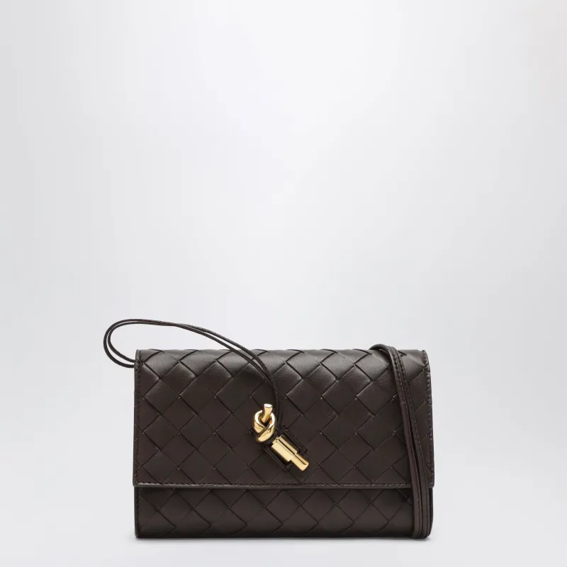 Andiamo Clutch In Fondant Colour made by Bottega Veneta