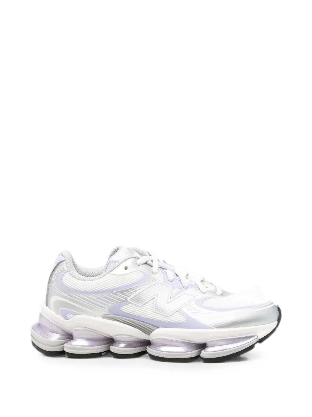 2000 Sneakers sold by Wanan Luxury