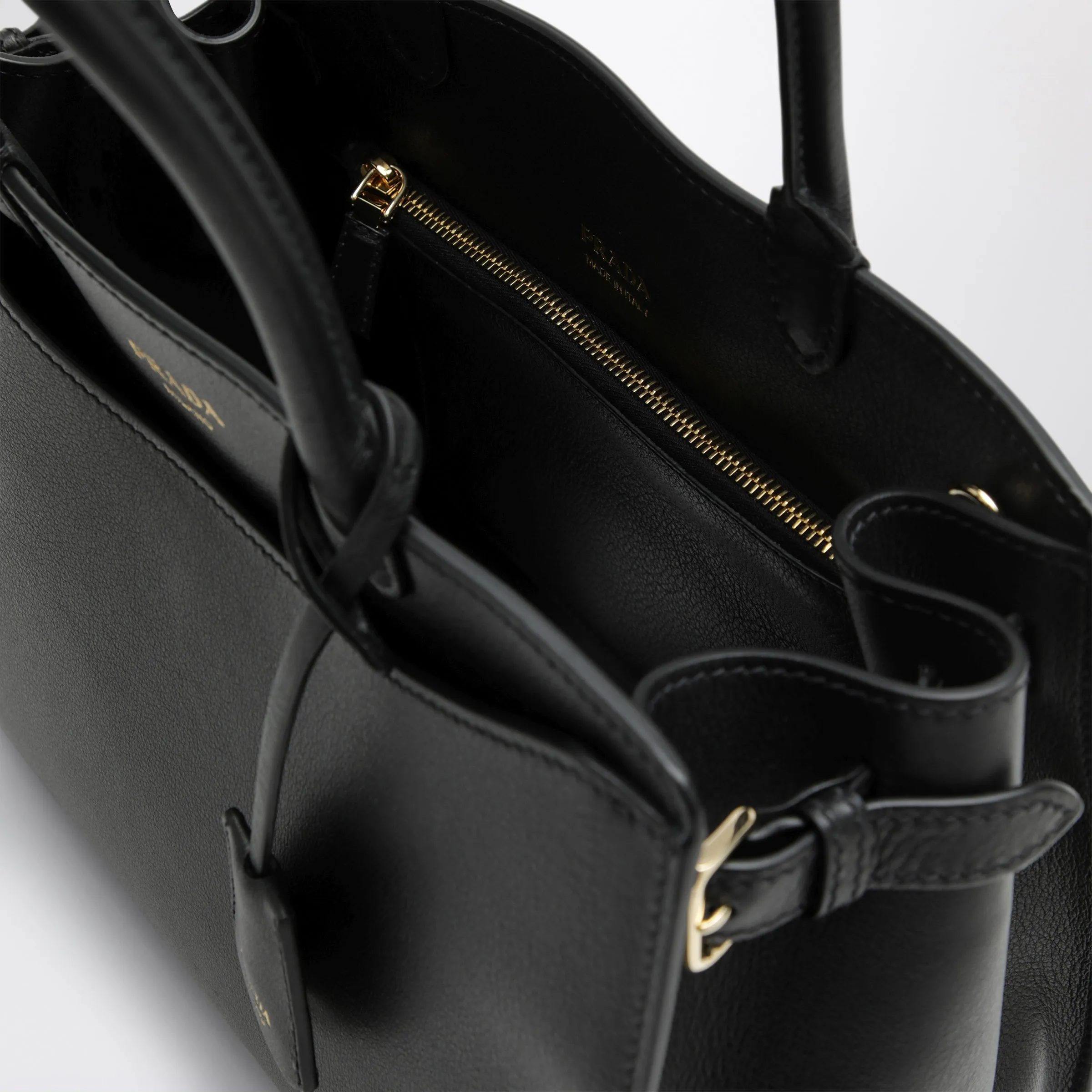 Black Leather Bag sold by Wanan Luxury product image thumbnail 3