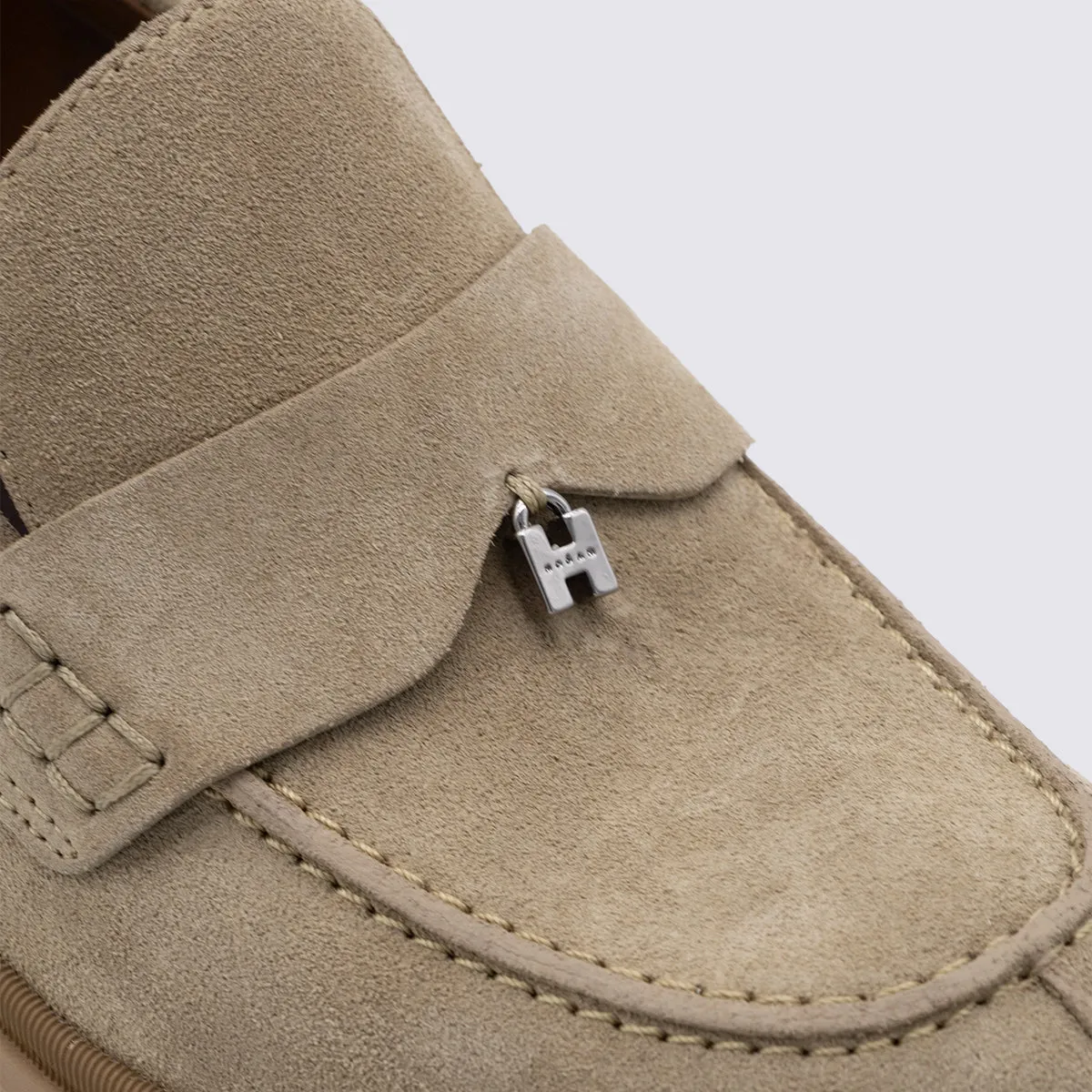 Flat Shoes Chari sold by Wanan Luxury product image thumbnail 4