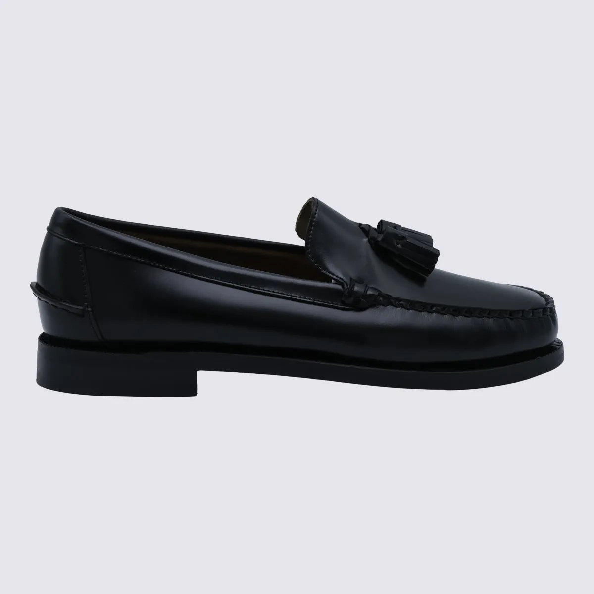 Flat Shoes Black sold by Wanan Luxury