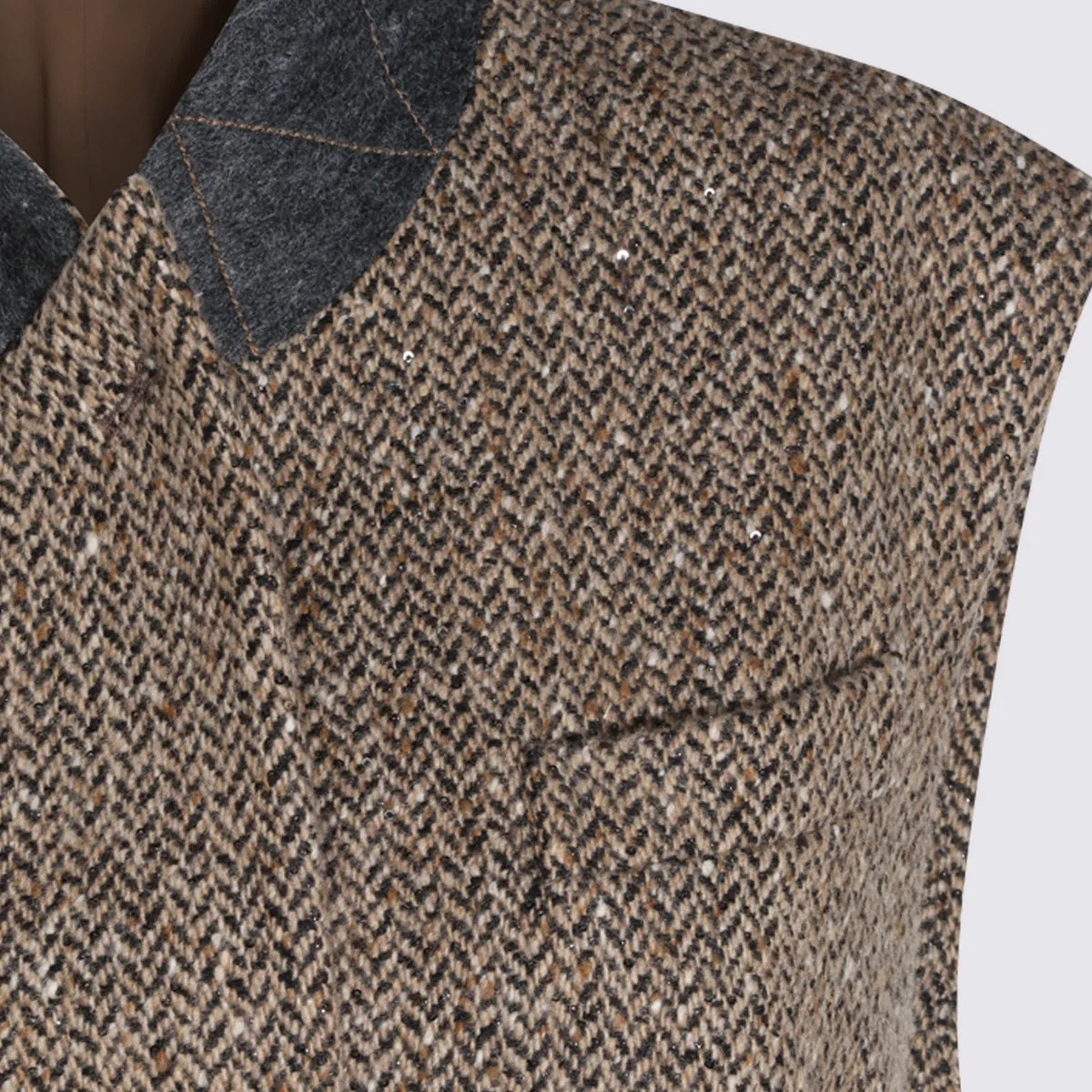 Jackets Camel/Nero sold by Wanan Luxury product image thumbnail 3