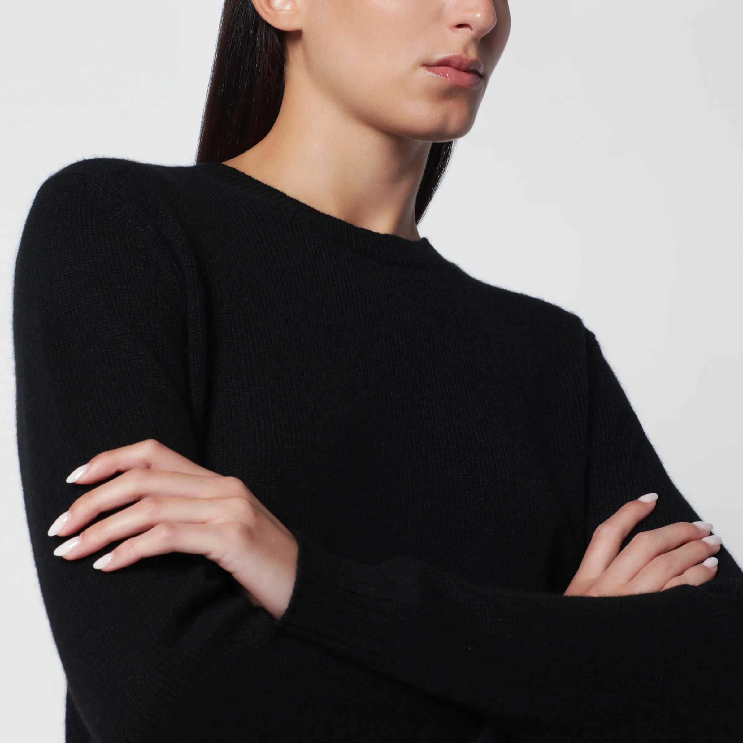 Mable Crewneck Sweater In Black Cashmere sold by Wanan Luxury product image thumbnail 2
