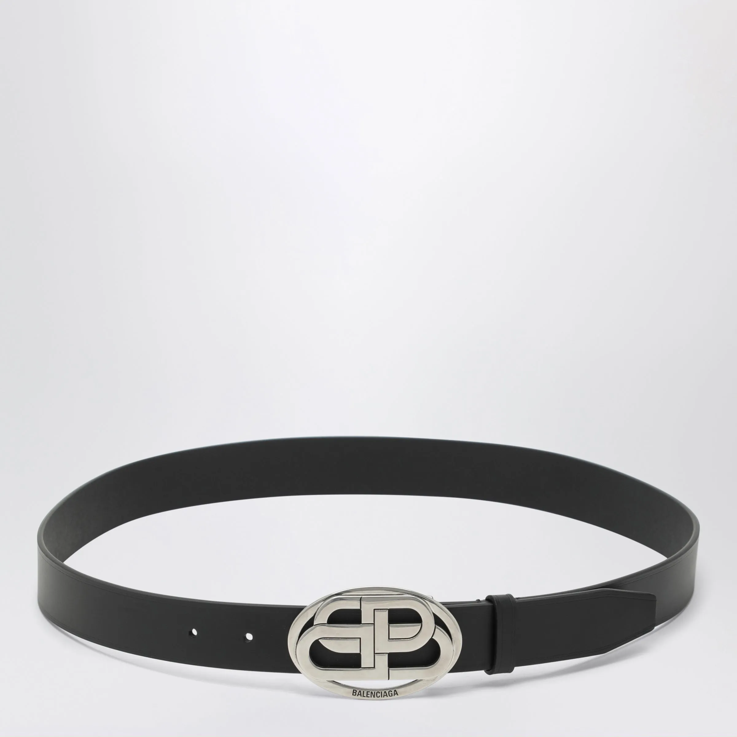 Black Leather Oval Bb Belt sold by Wanan Luxury