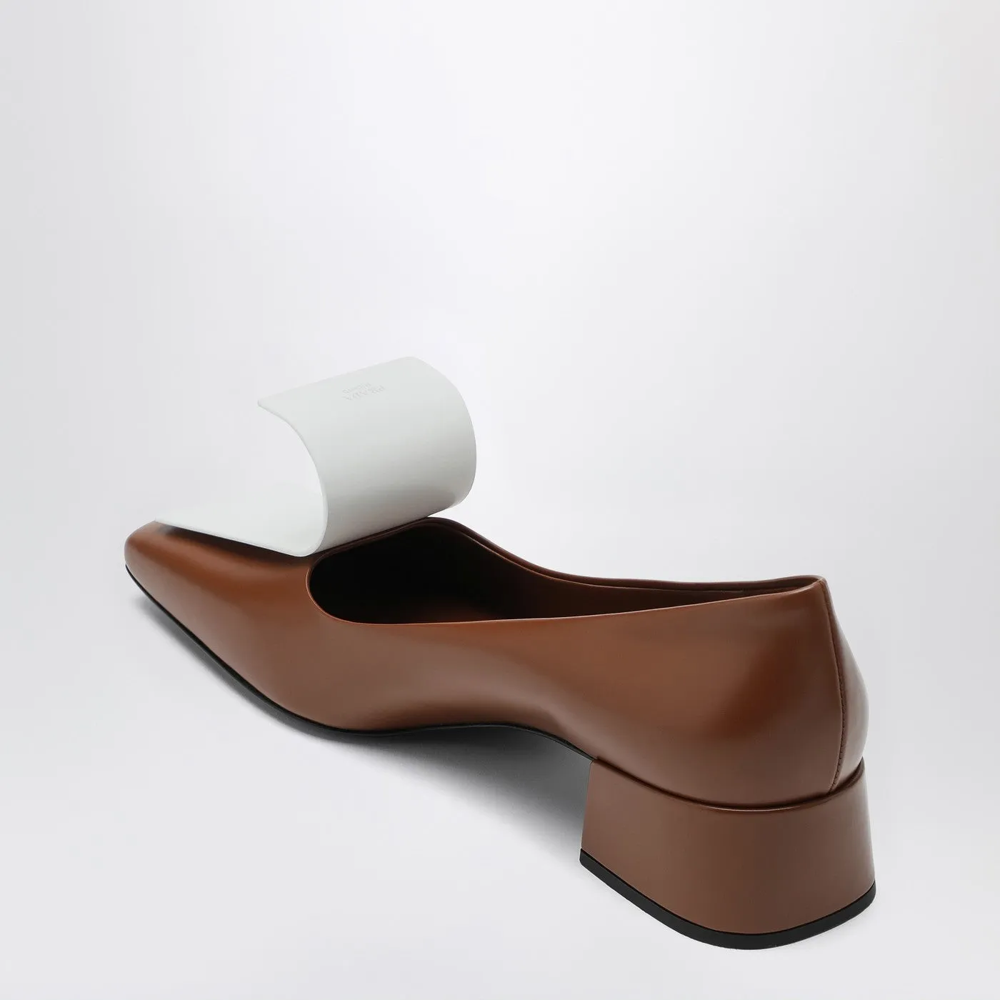 Tabacco And White Leather Décolleté sold by Wanan Luxury product image thumbnail 2