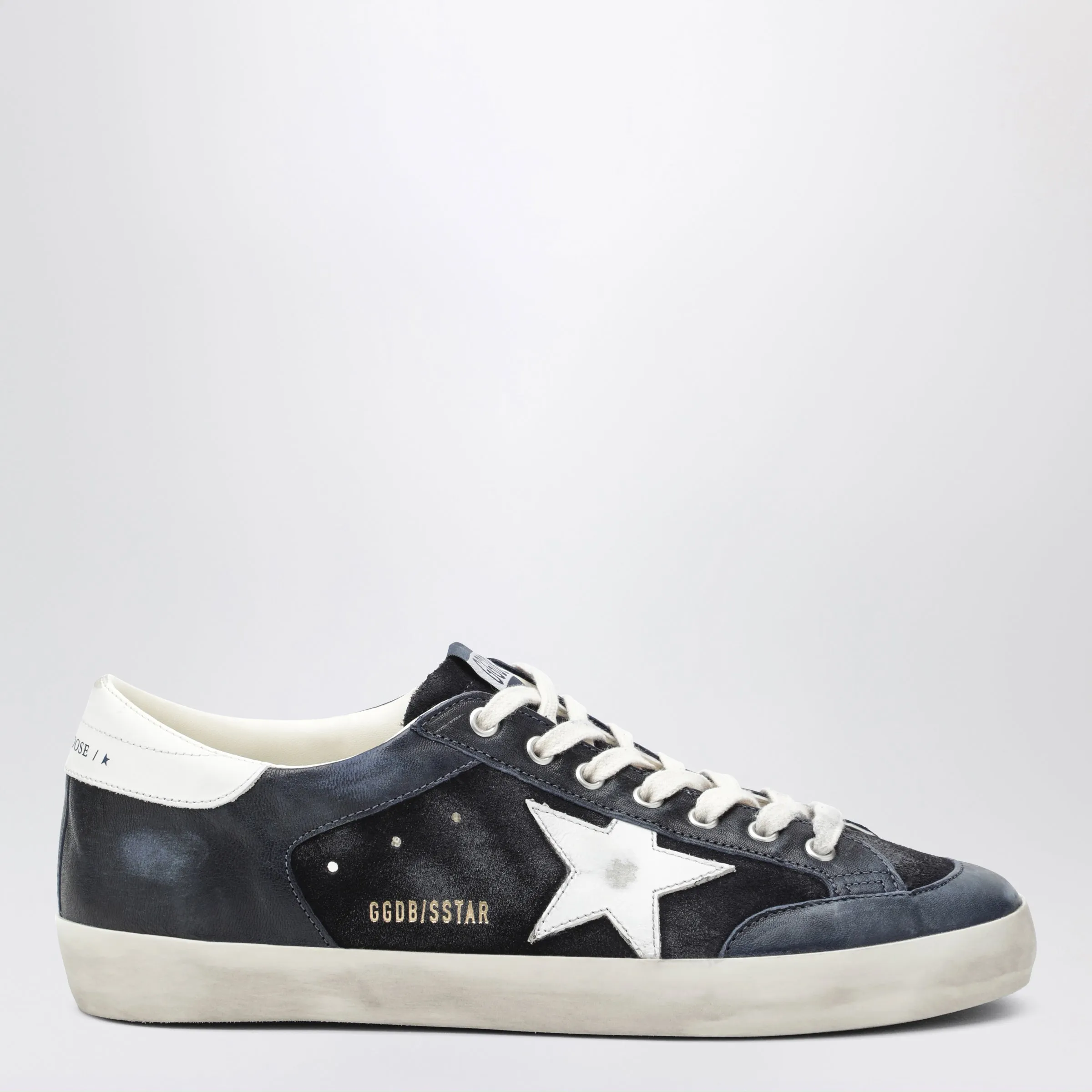 Super-Star Sneakers In Blau, Weiß, Leder Und Wildleder sold by Wanan Luxury