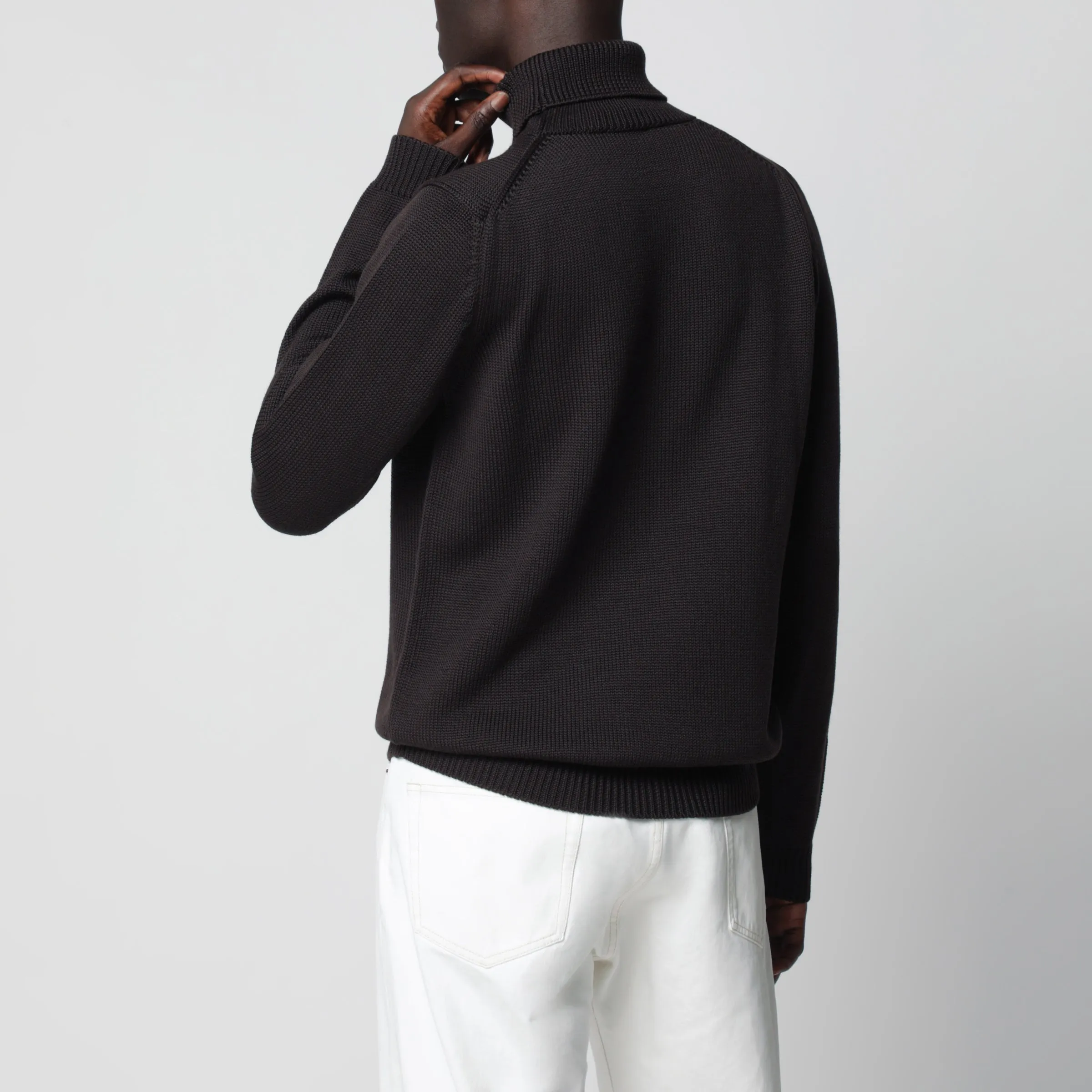 Brown Wool Turtleneck Sweater sold by Wanan Luxury product image thumbnail 3
