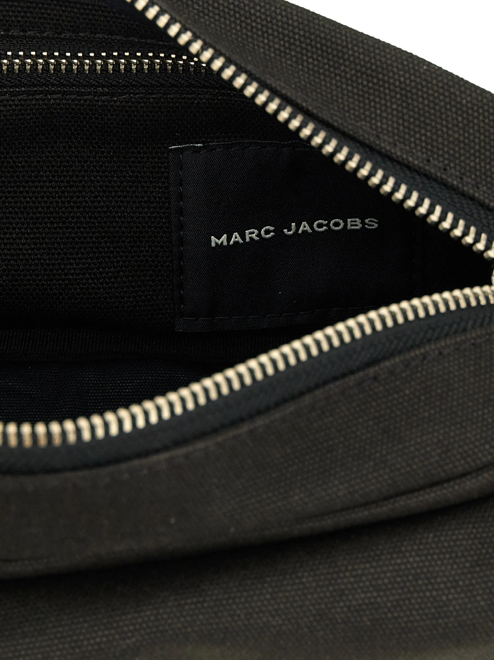 The Canvas Cargo Shoulder Bags Black sold by Wanan Luxury product image thumbnail 4