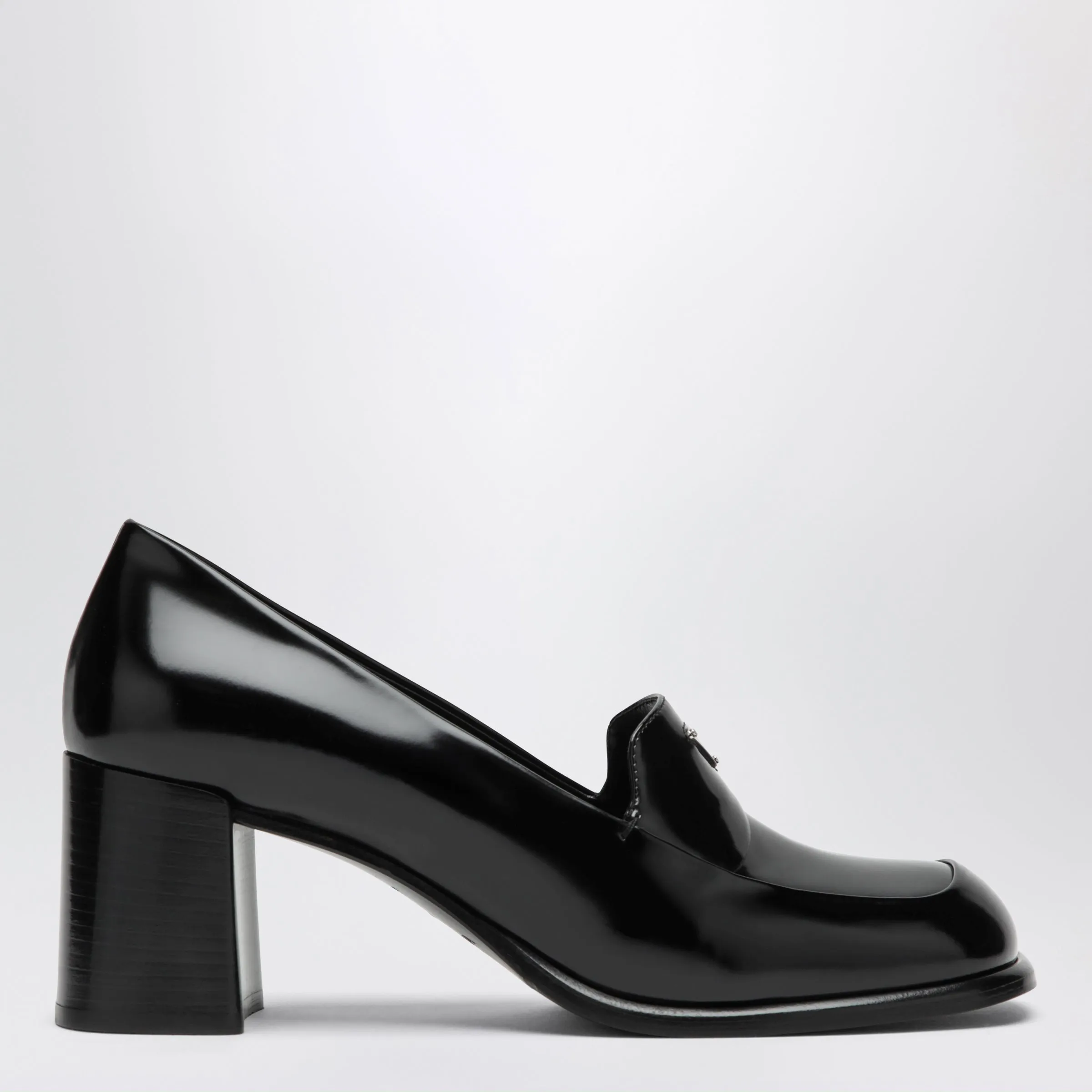 Black Brushed Leather Heeled Loafers sold by Wanan Luxury