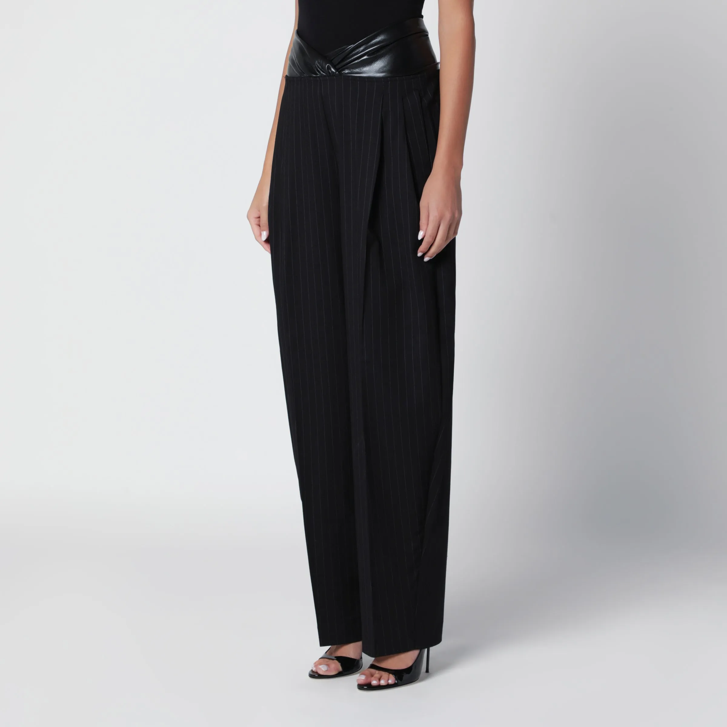 Wide-Leg Black And White Wool Gabardine Trousers sold by Wanan Luxury product image thumbnail 3