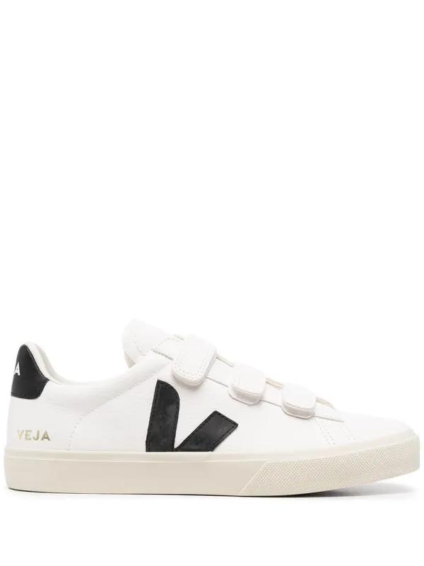 Recife Sneakers made by Veja