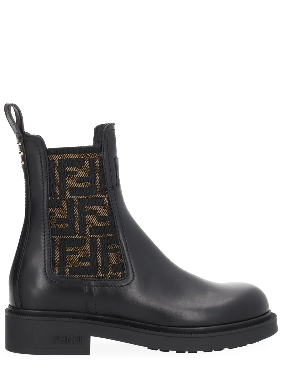 Boot "Thread" sold by Wanan Luxury