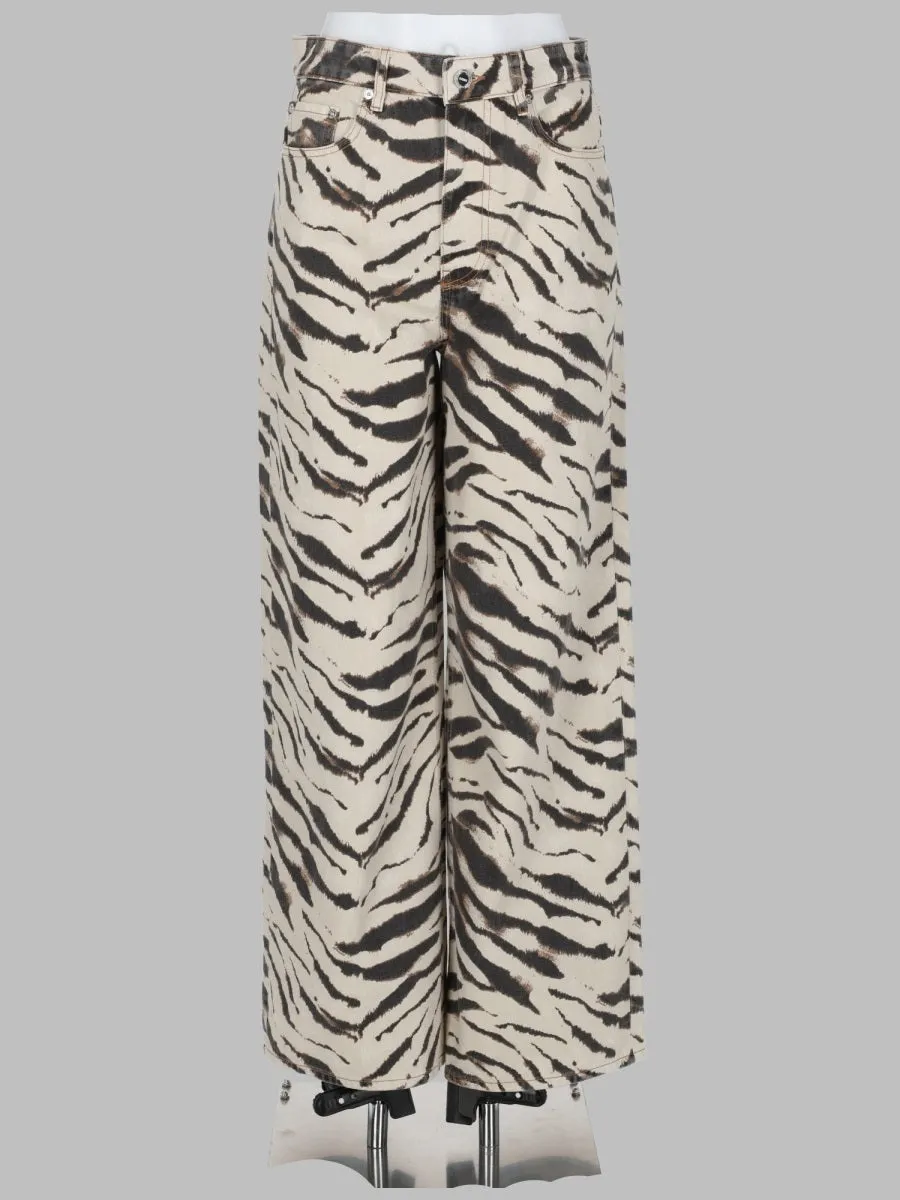 Jeans Con Stampa Animalier sold by Wanan Luxury