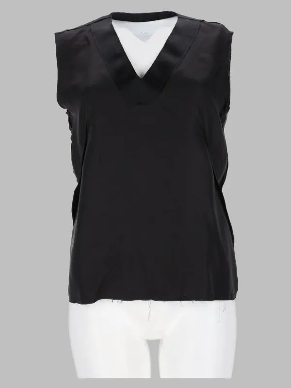 Top In Seta Con Scollo A V made by Maison Margiela
