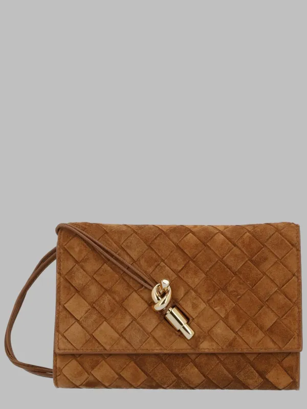Pochette "Andiamo" made by Bottega Veneta