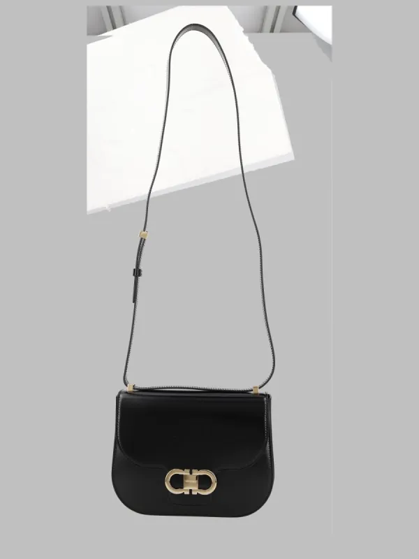 Borsa "North South" made by Salvatore Ferragamo