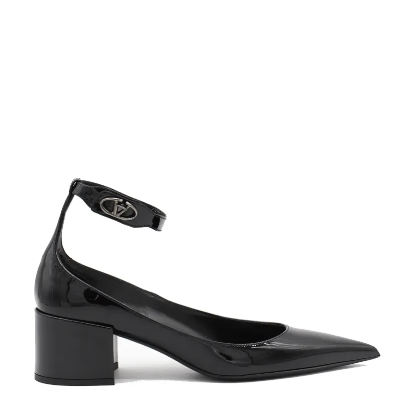 With Heel Nero made by Valentino Garavani