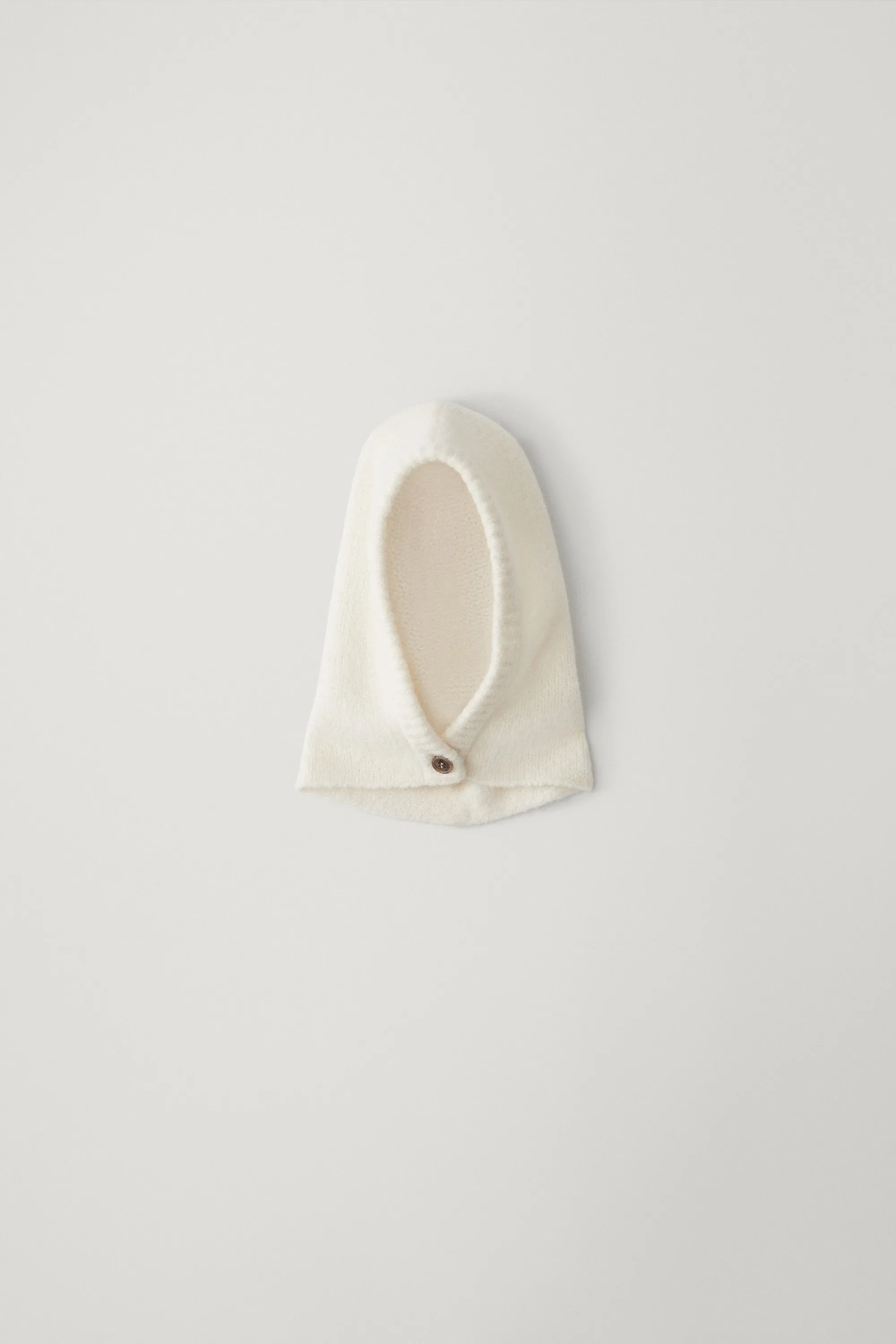 The Ilo Balaclava sold by Lisa Yang product image thumbnail 4