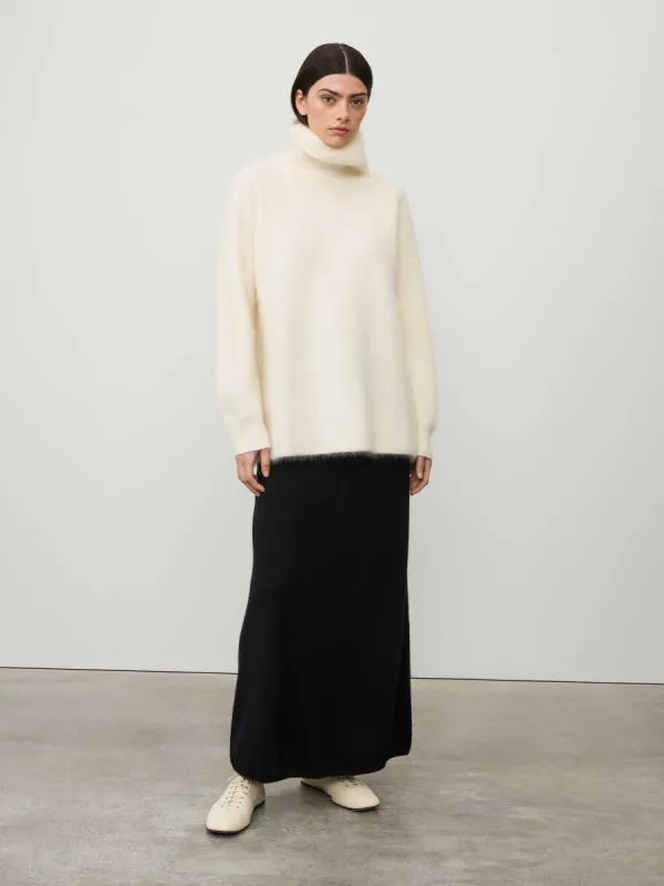 The Teresa Sweater made by Lisa Yang