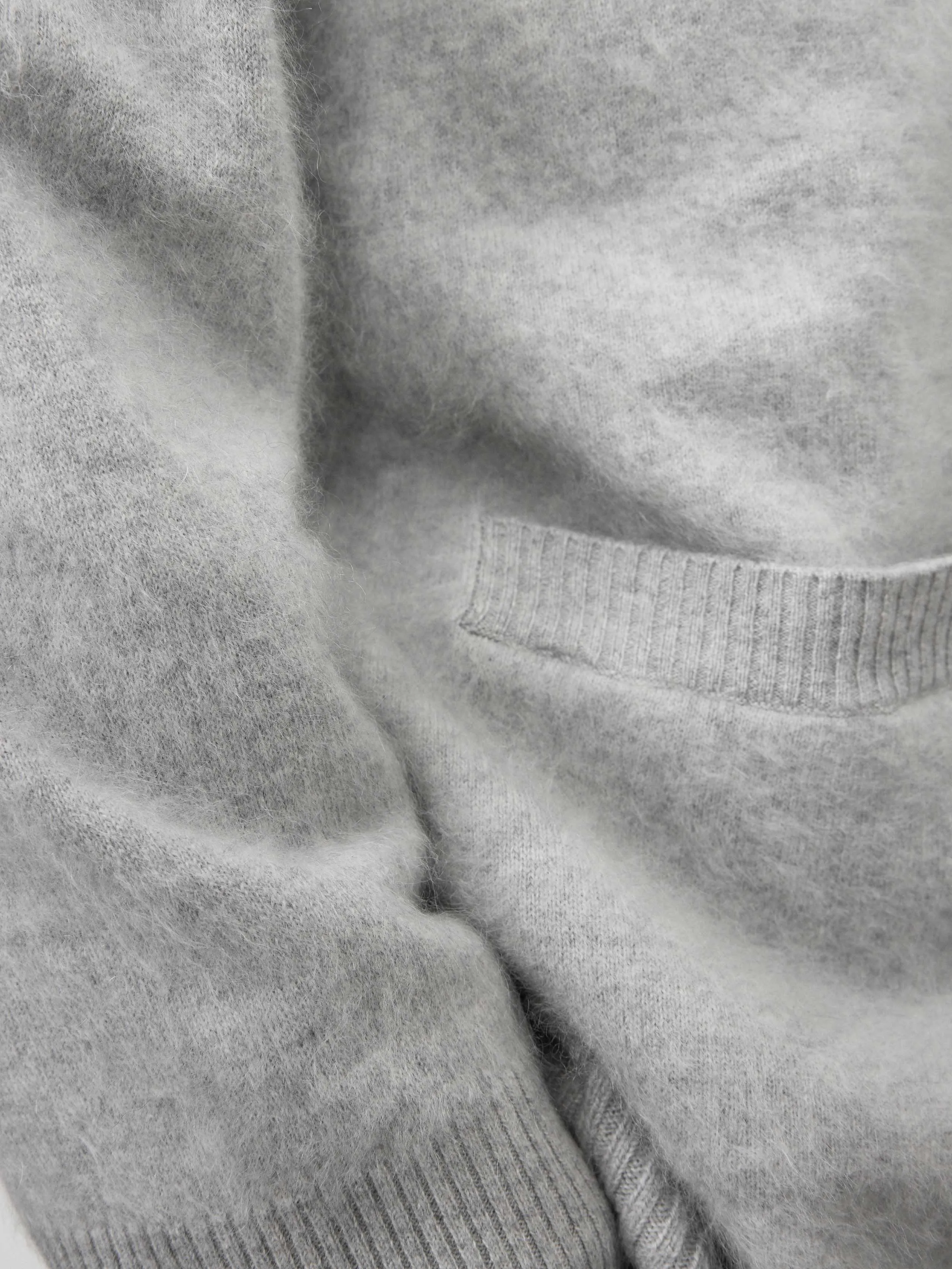 The Devean Cardigan sold by Lisa Yang product image thumbnail 2
