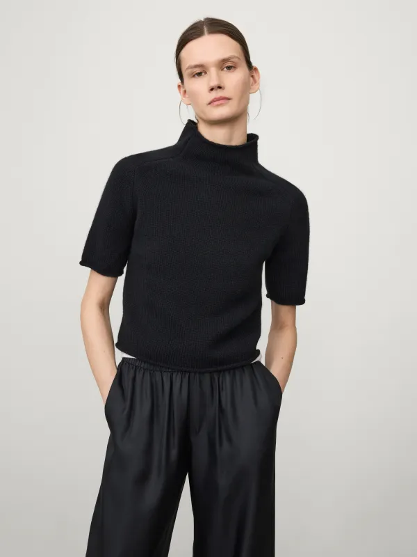 The Fride Sweater made by Lisa Yang