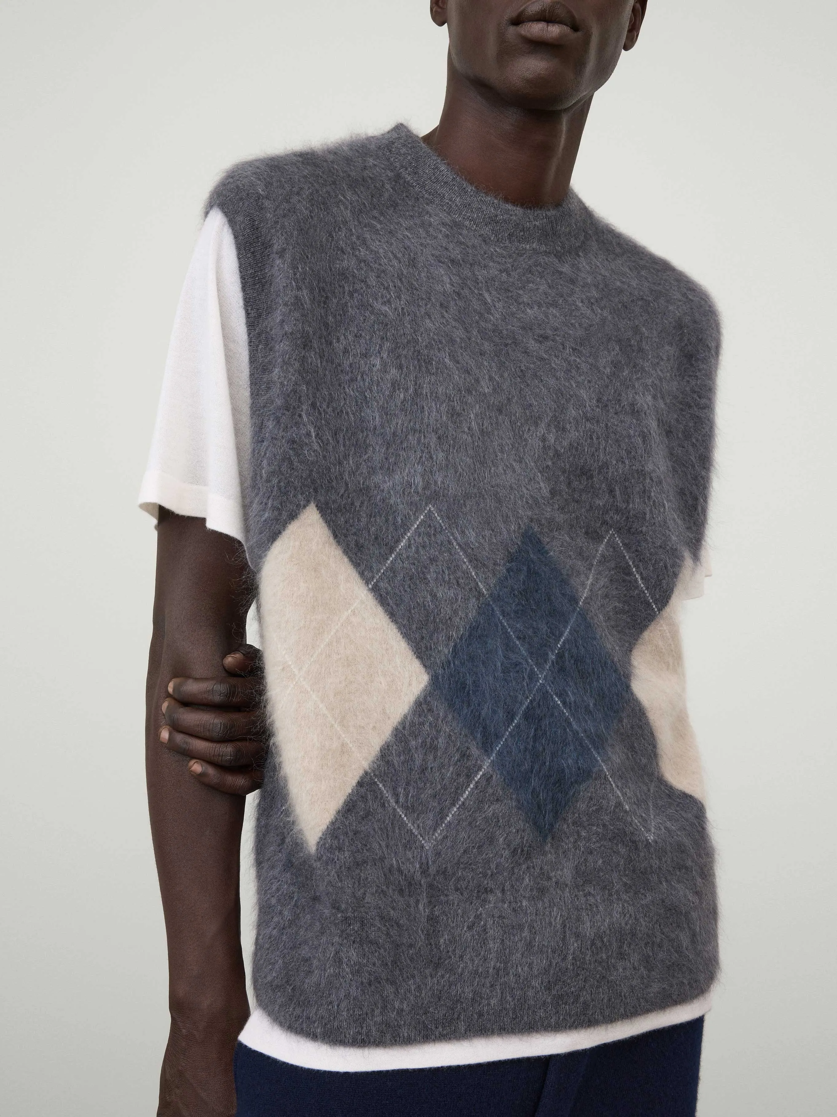 Dennis Vest sold by Lisa Yang product image thumbnail 2