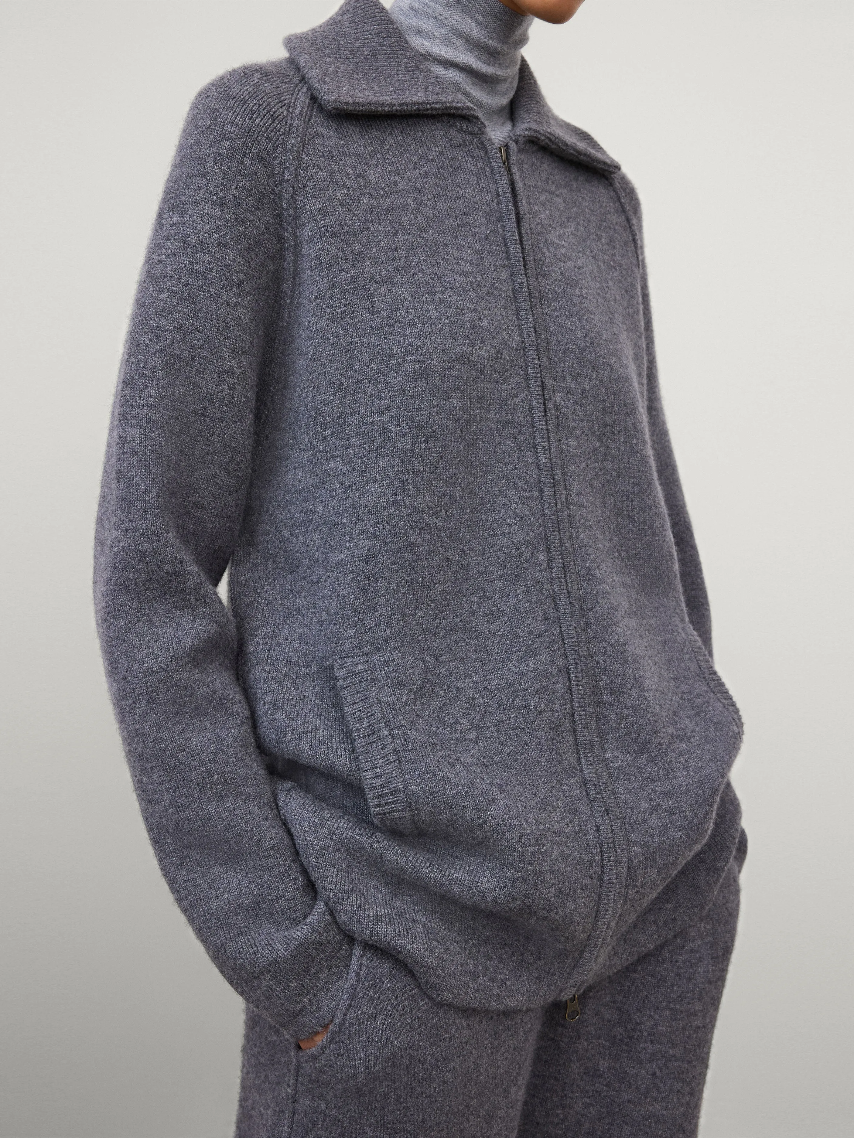 The Gardenia Zip Cardigan sold by Lisa Yang product image thumbnail 3