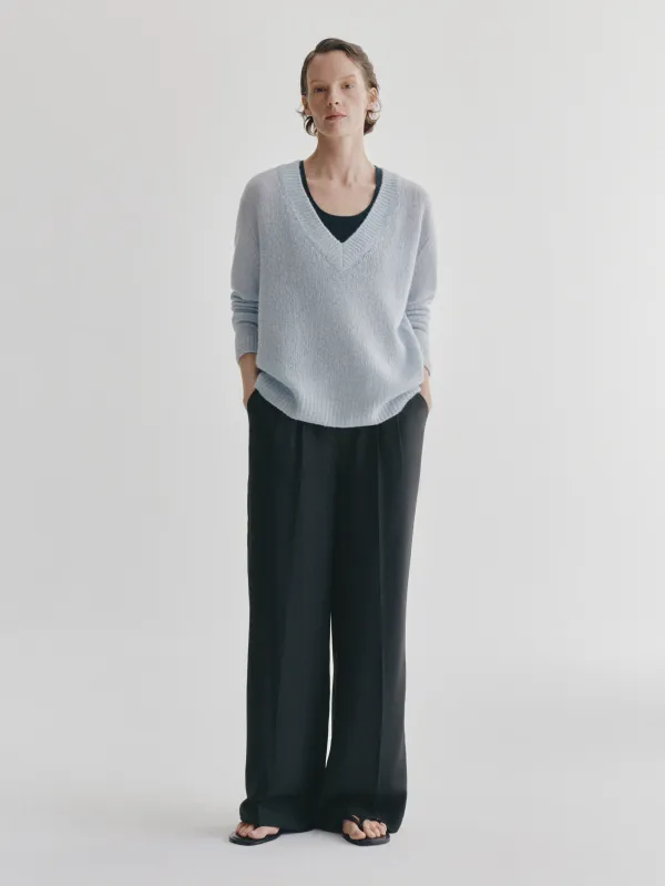The Leona Sweater made by Lisa Yang