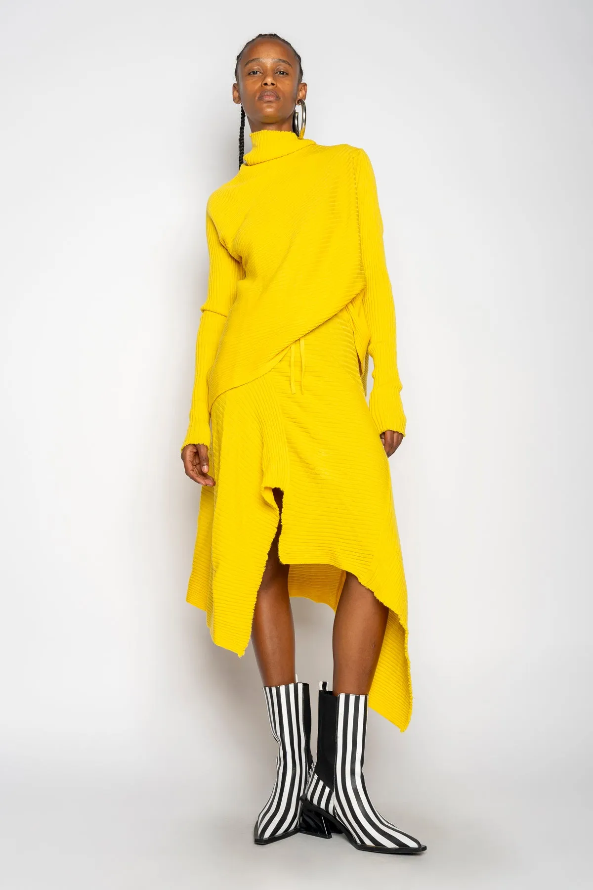 YELLOW MERINO DRAPED JUMPER sold by Marques ’ Almeida product image thumbnail 4