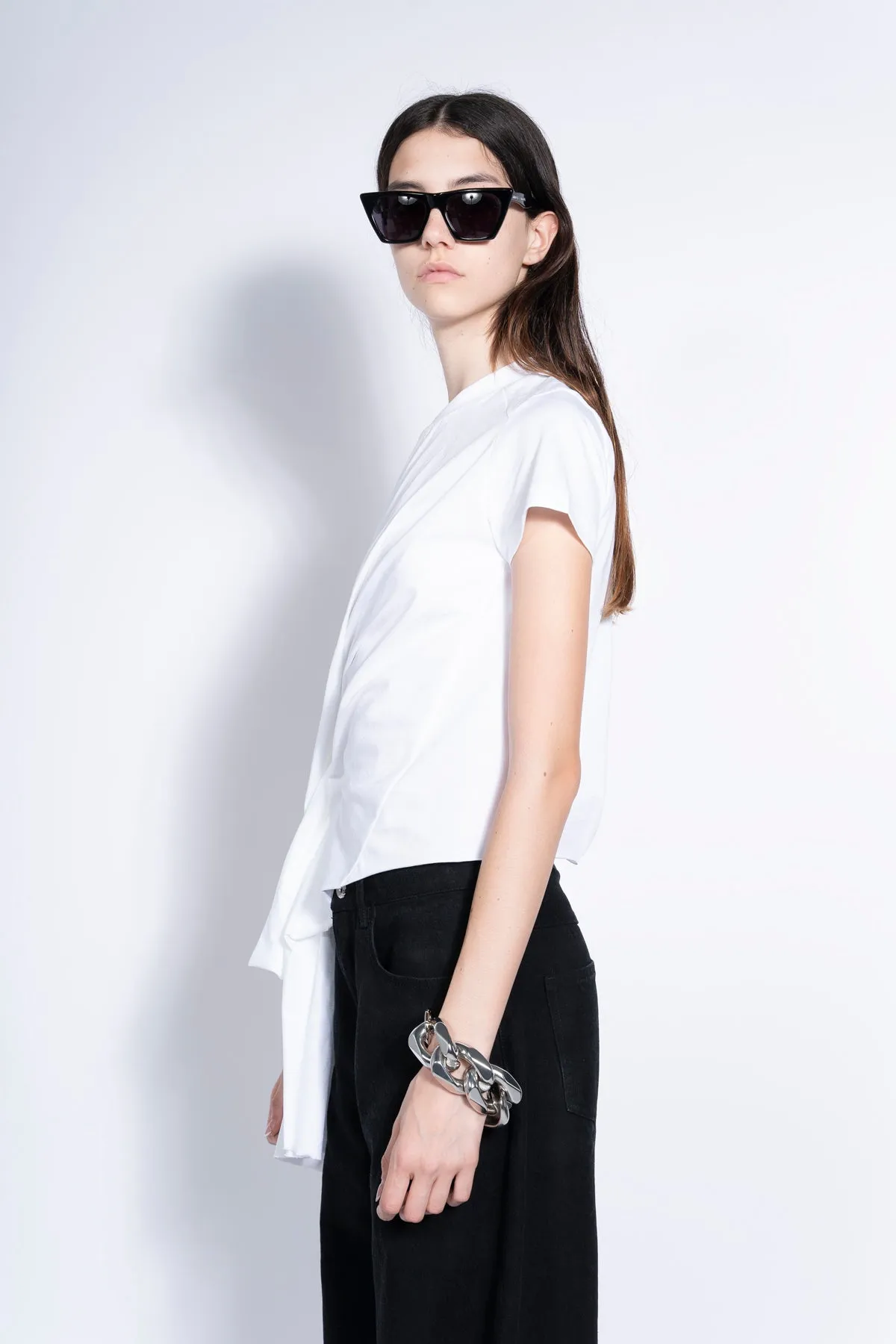 WHITE T-SHIRT WITH SIDE BOW sold by Marques ’ Almeida product image thumbnail 4