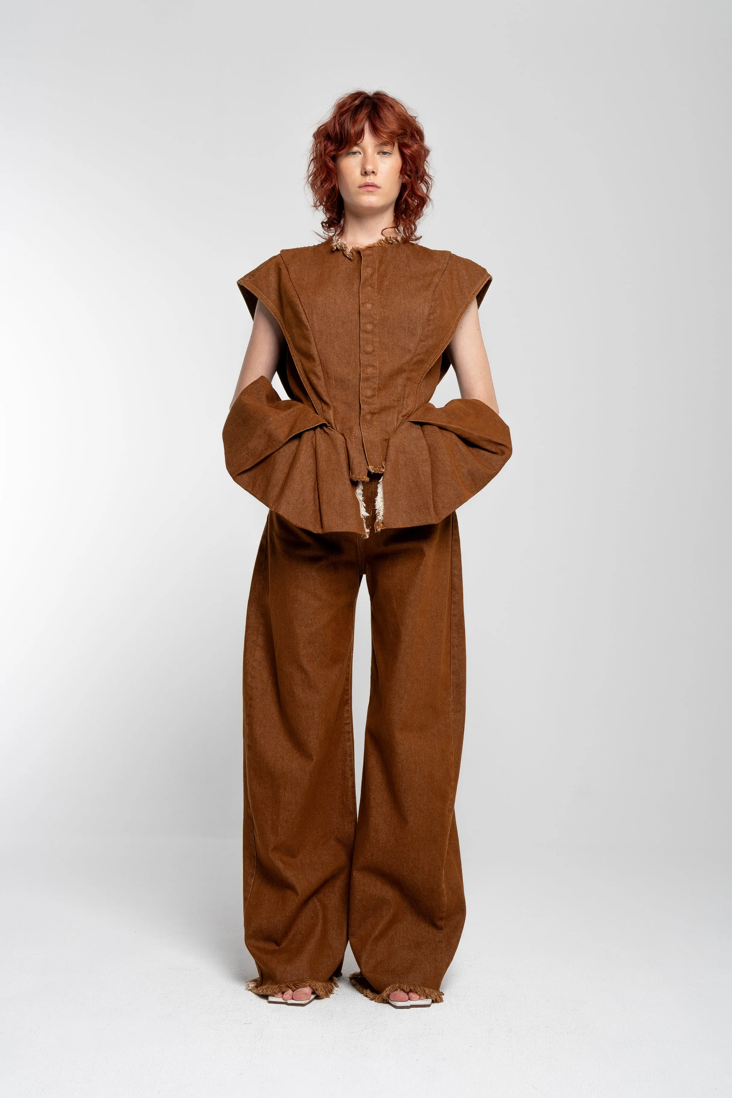 BROWN STRUCTURED SHOULDER CINCHED TOP sold by Marques ’ Almeida product image thumbnail 3