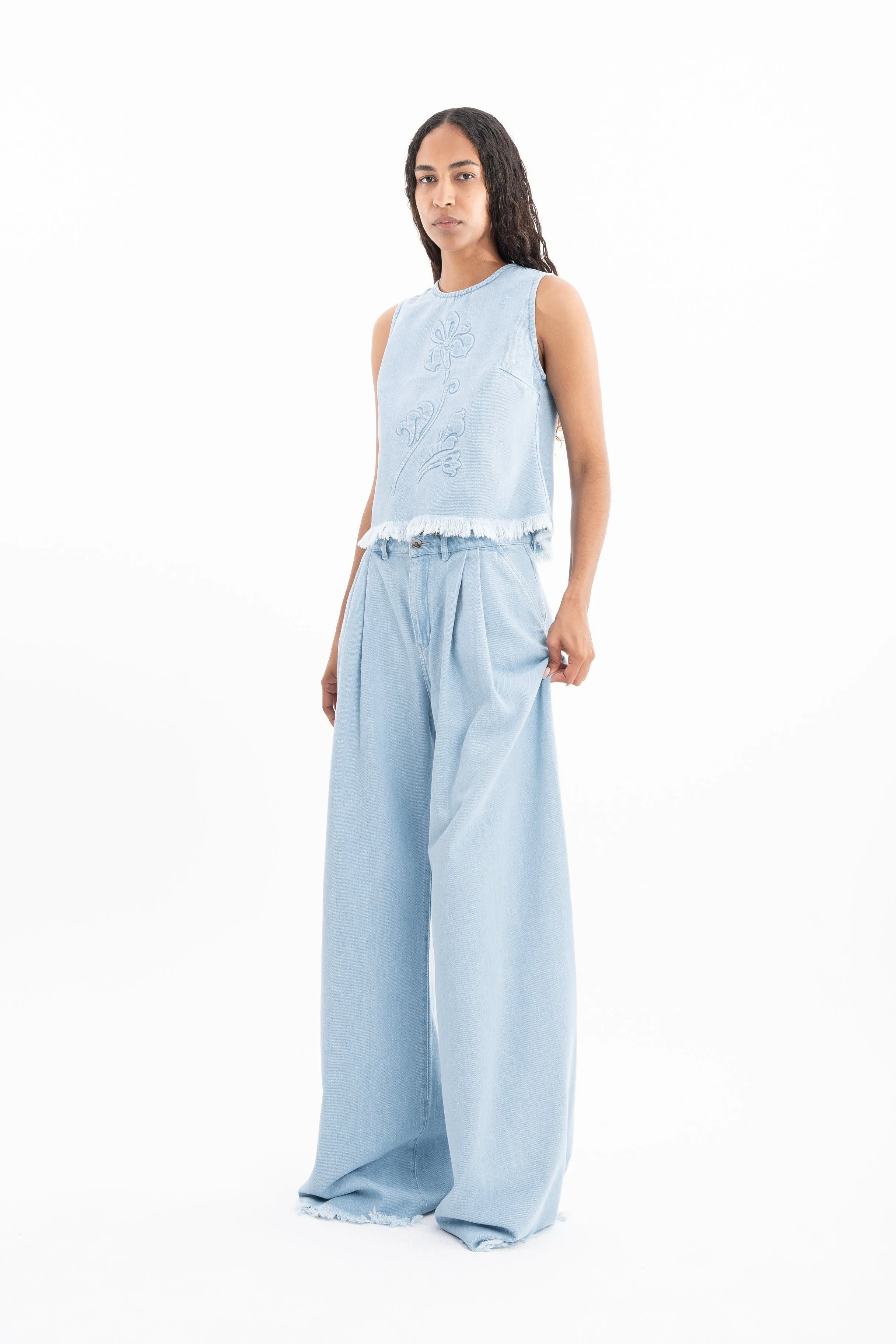 DENIM SLEEVELESS TOP WITH FLOWER EMBROIDERY sold by Marques ’ Almeida product image thumbnail 4