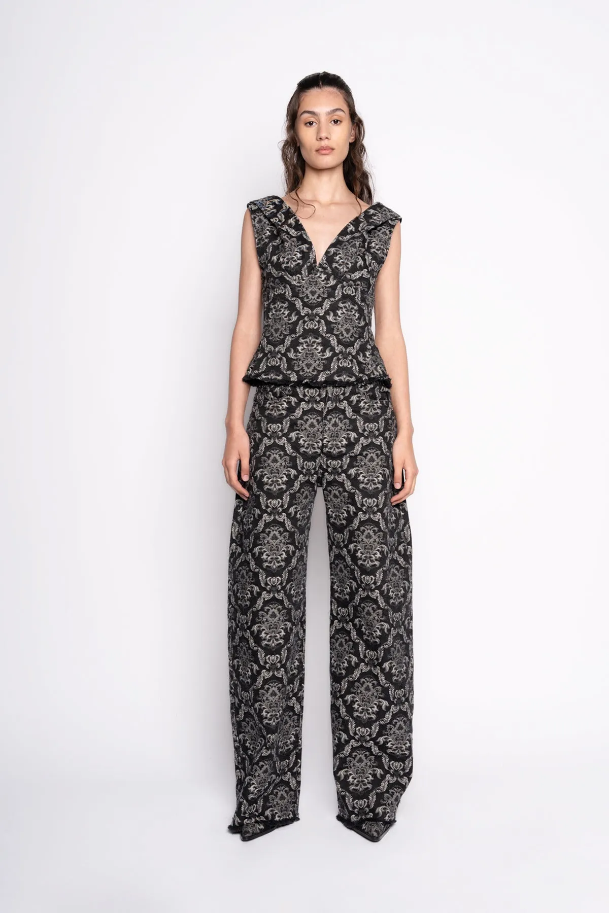 BLACK BROCADE DENIM FITTED OFF SHOULDER TOP sold by Marques ’ Almeida product image thumbnail 3