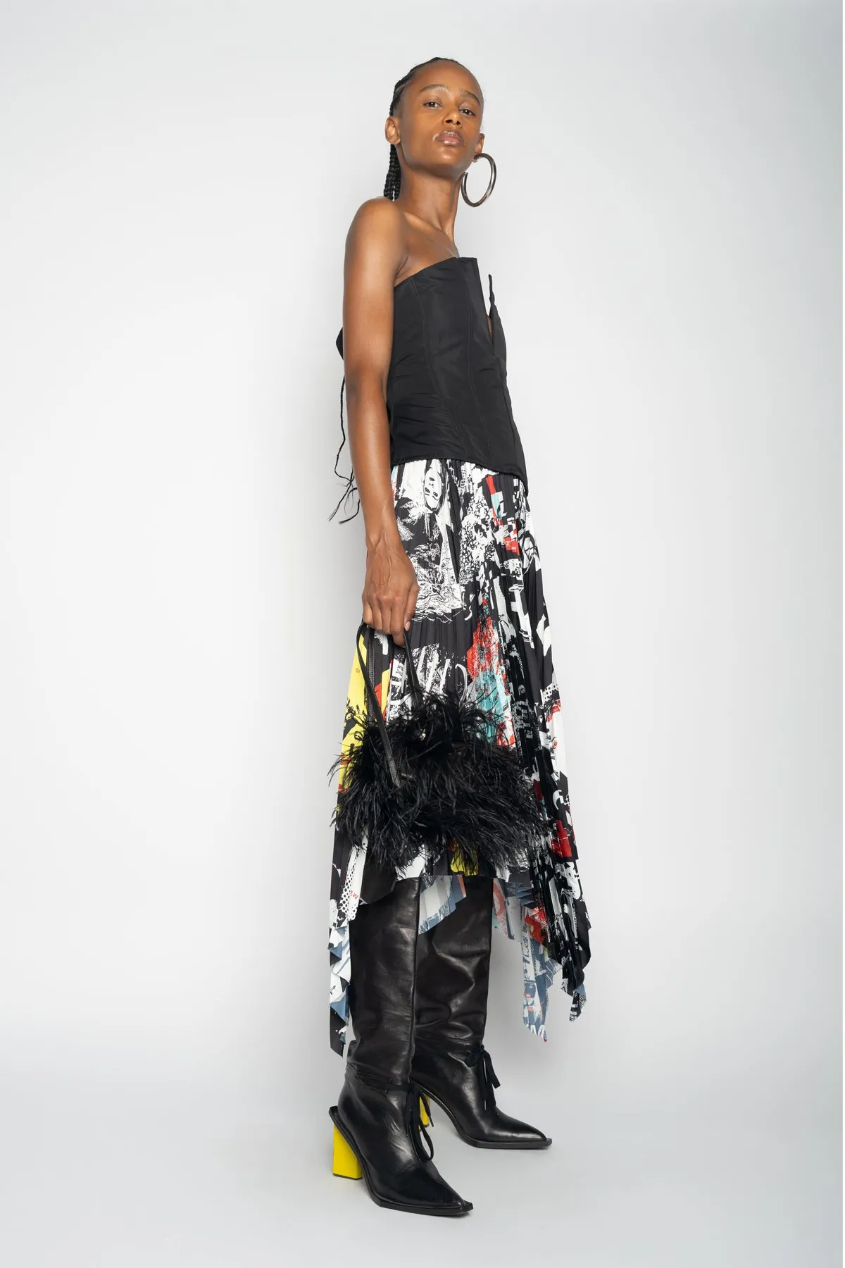 BLACK V-NECK CORSET sold by Marques ’ Almeida product image thumbnail 3