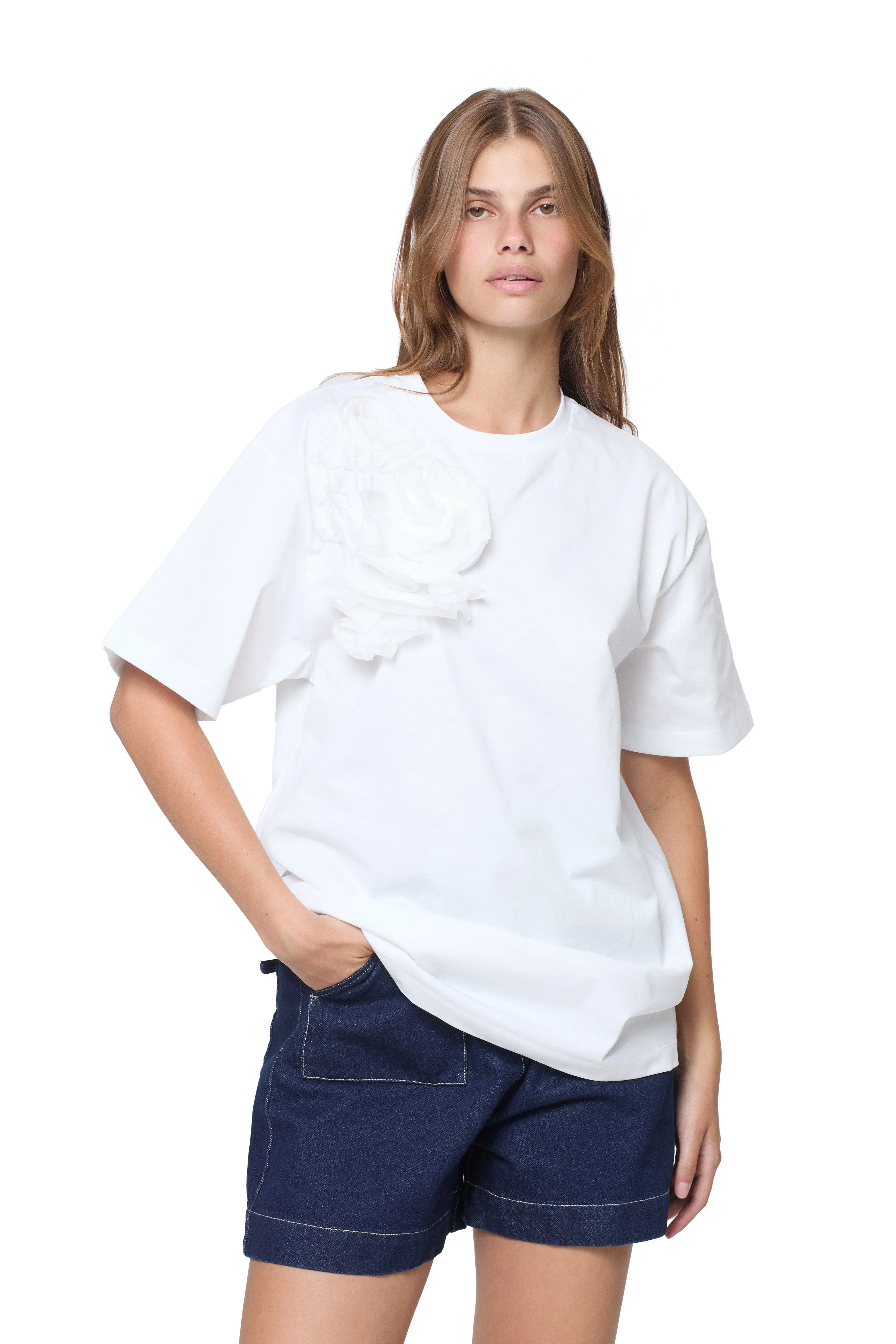 WHITE FLOWER APPLIQUE LOOSE FIT T-SHIRT sold by Marques ’ Almeida