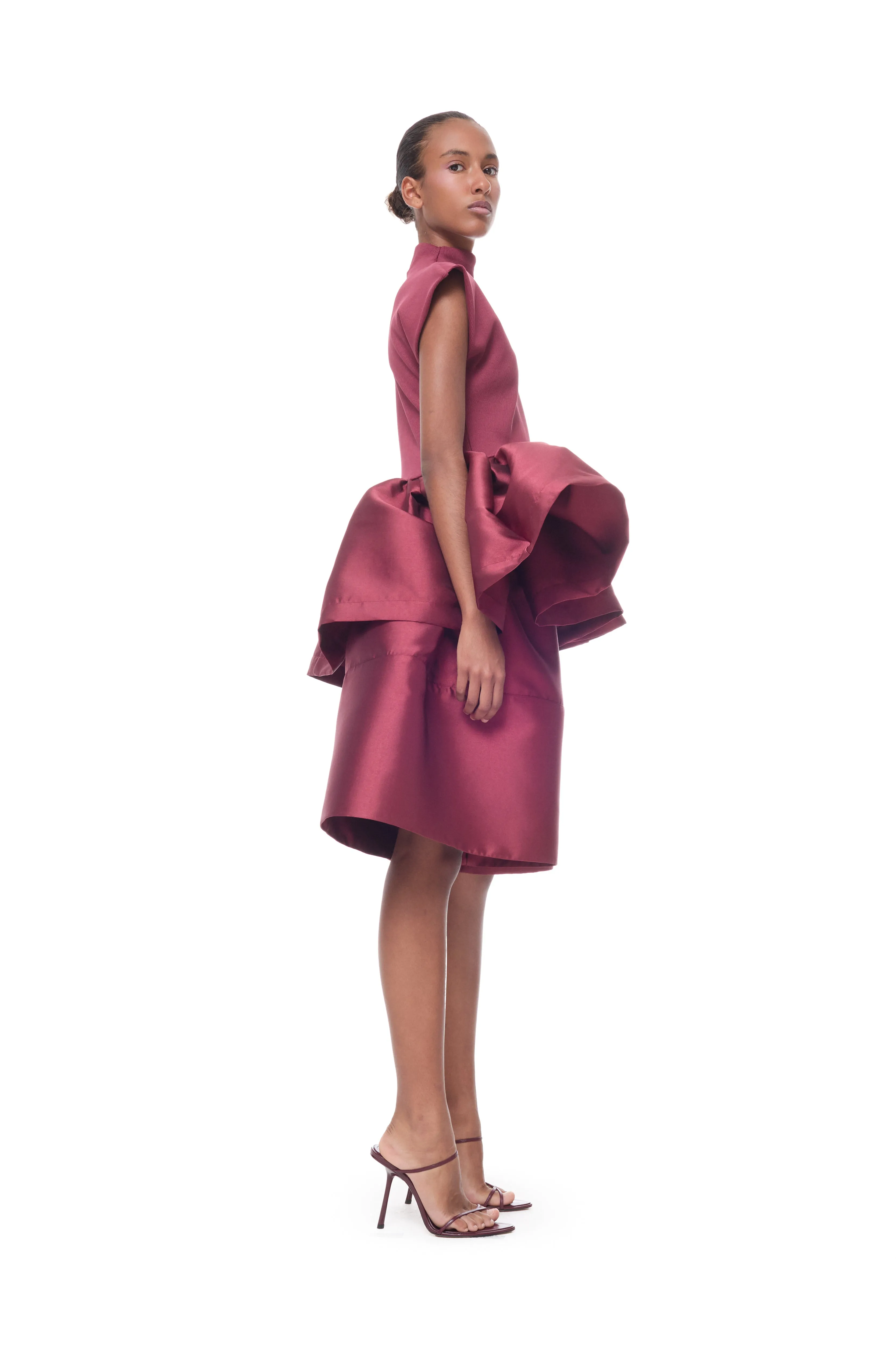 BURGUNDY HEAVY SATIN A-LINE VOLUME SHORTS sold by Marques ’ Almeida product image thumbnail 4