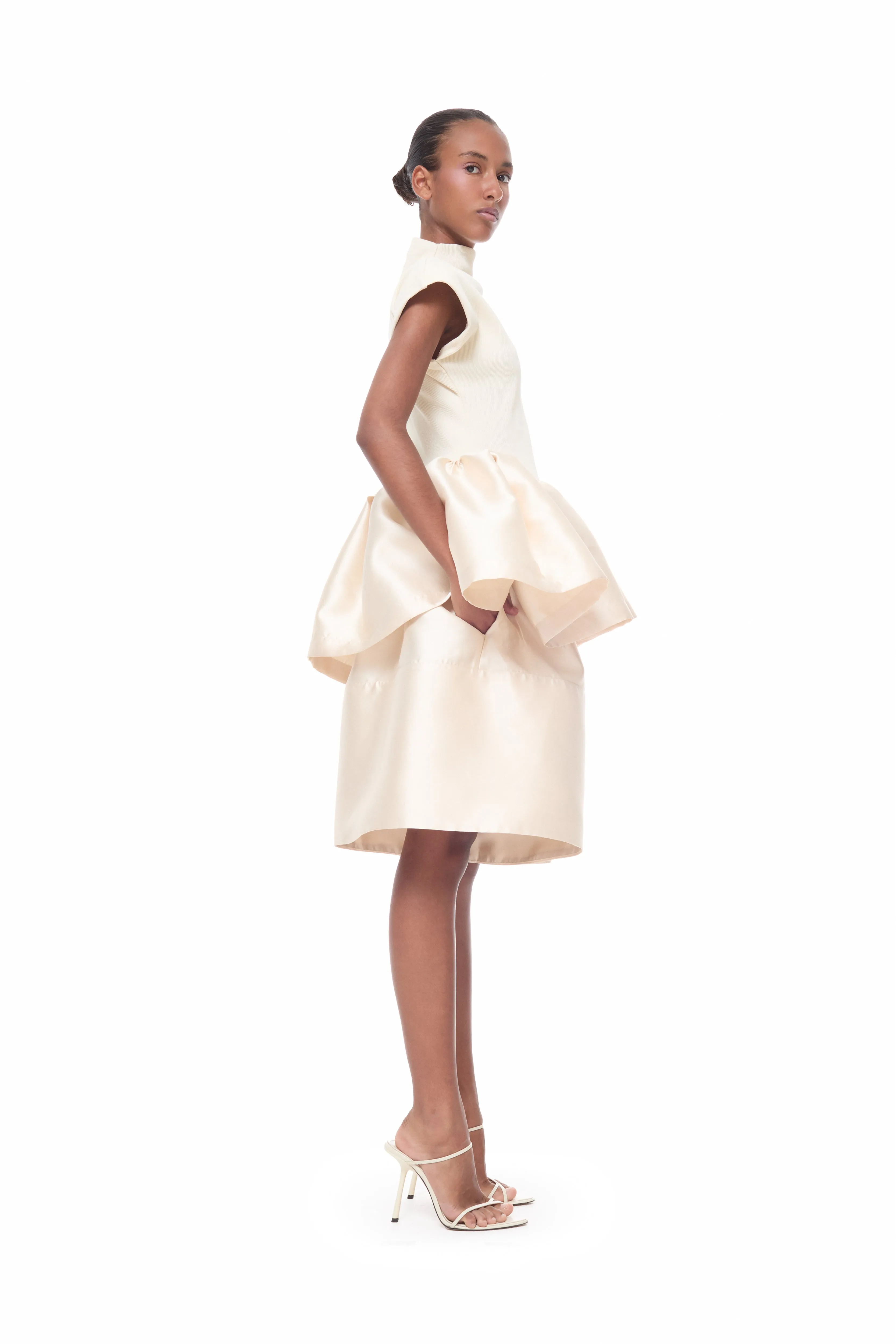 BEIGE MIKADO A-LINE VOLUME SHORTS sold by Marques ’ Almeida product image thumbnail 4