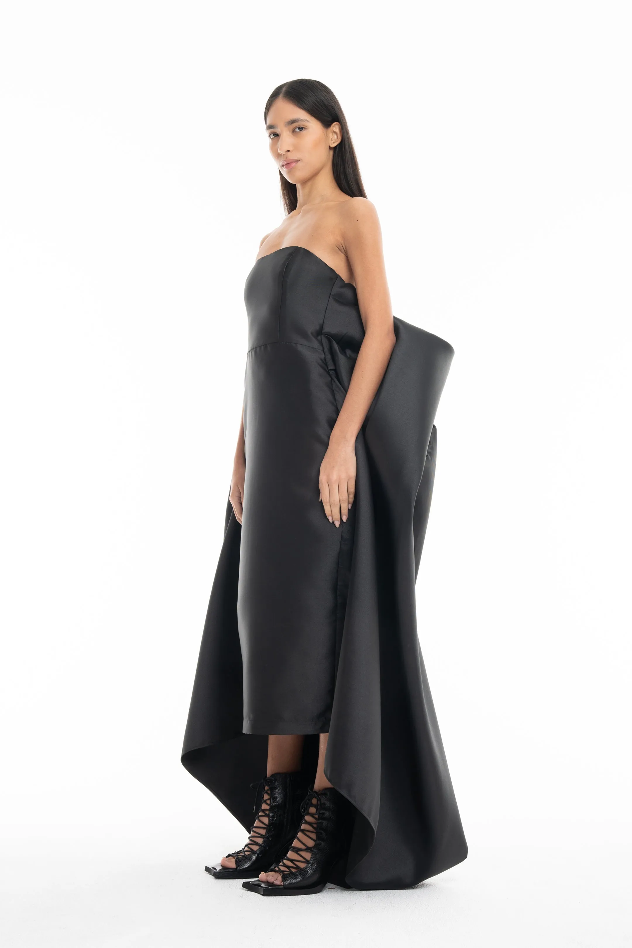 BLACK STRAPLESS DRESS WITH BACK DRAPE sold by Marques ’ Almeida product image thumbnail 3