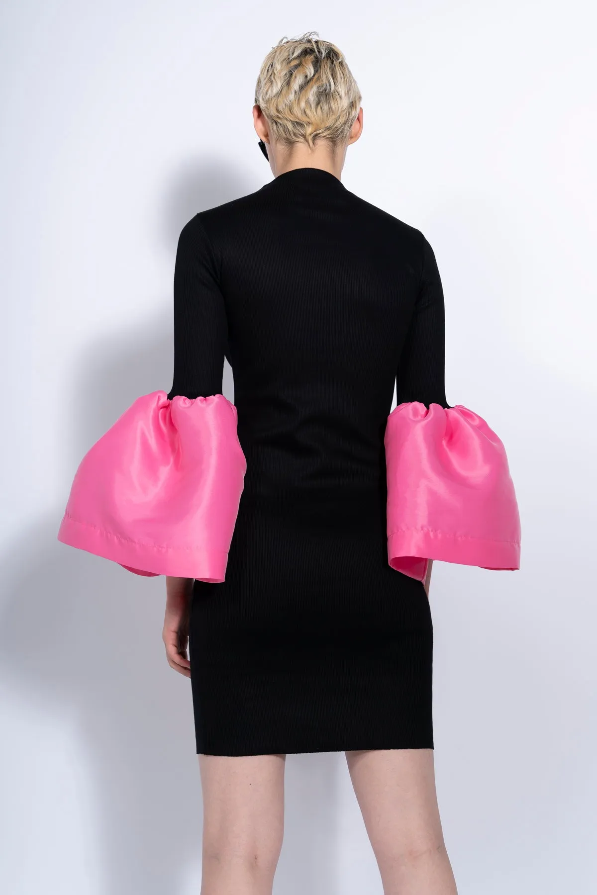 BLACK AND PINK RIB DRESS WITH PUFF SLEEVES sold by Marques ’ Almeida product image thumbnail 3