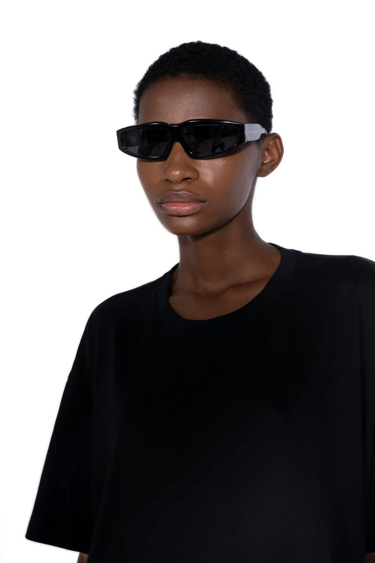 BLACK ANGULAR FRAME SUNGLASSES sold by Marques ’ Almeida product image thumbnail 3