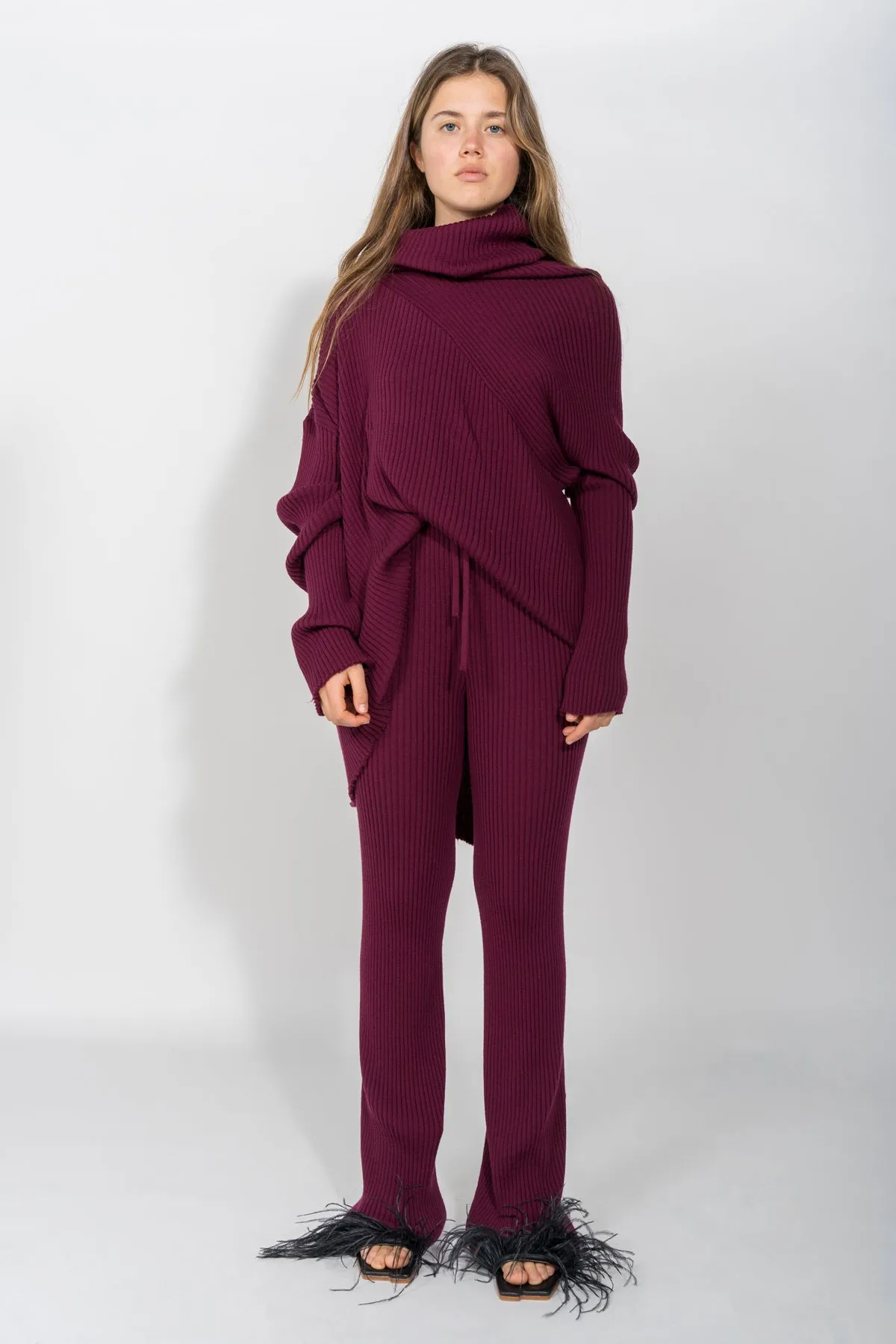 BURGUNDY KNITTED TROUSERS sold by Marques ’ Almeida